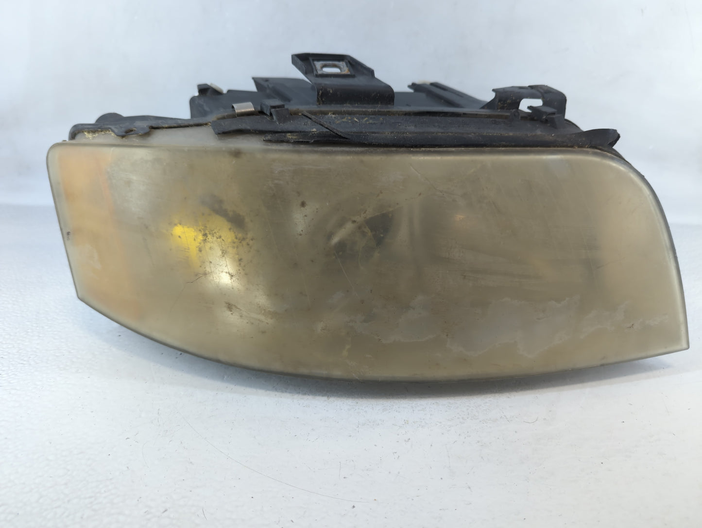 2010-2011 Toyota Prius Passenger Right Oem Head Light Headlight Lamp - Oemusedautoparts1.com