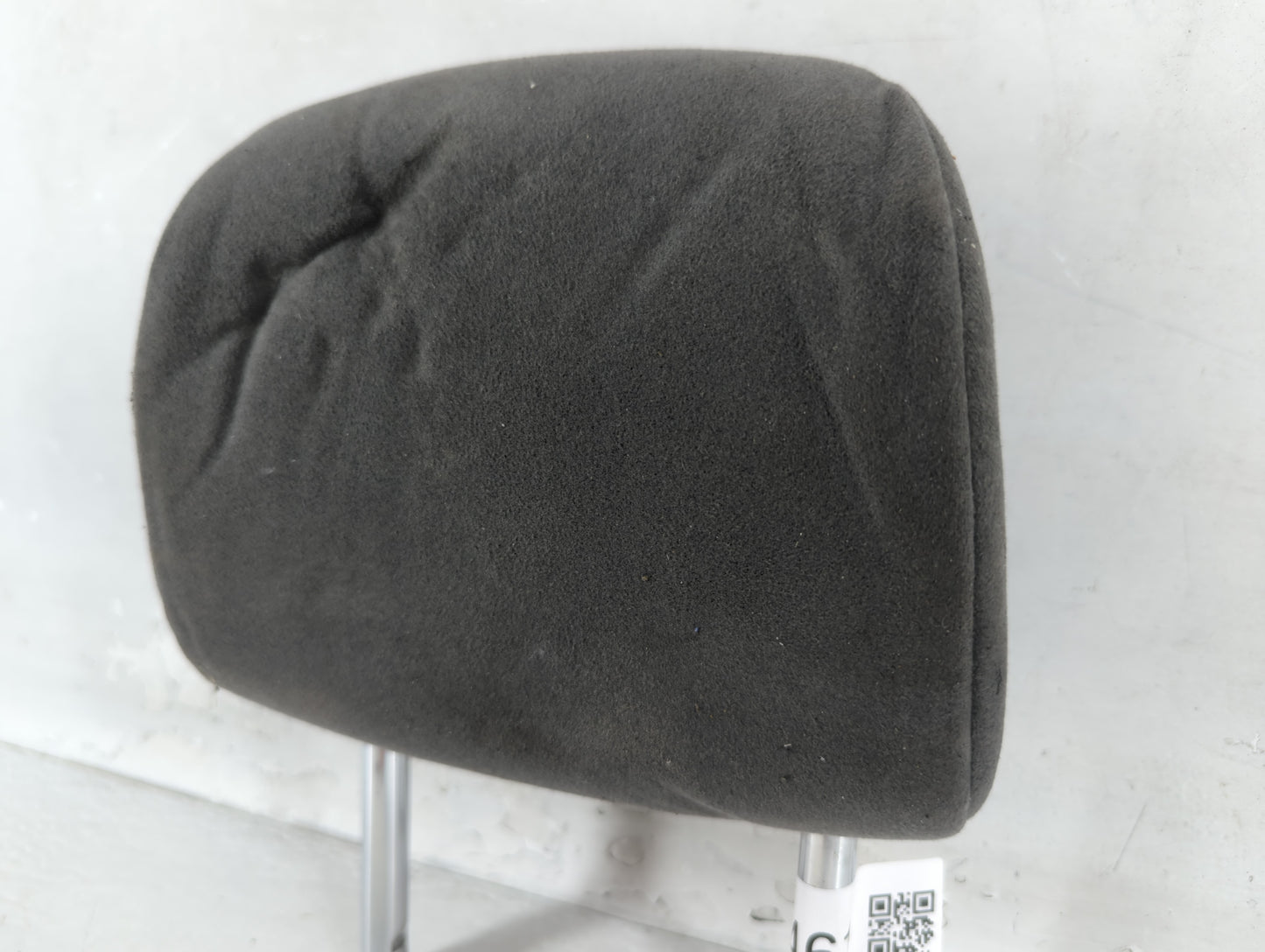 2010-2011 Toyota Prius Headrest Head Rest Rear Seat Fits Fits 2010 2011 OEM Used Auto Parts - Oemusedautoparts1.com