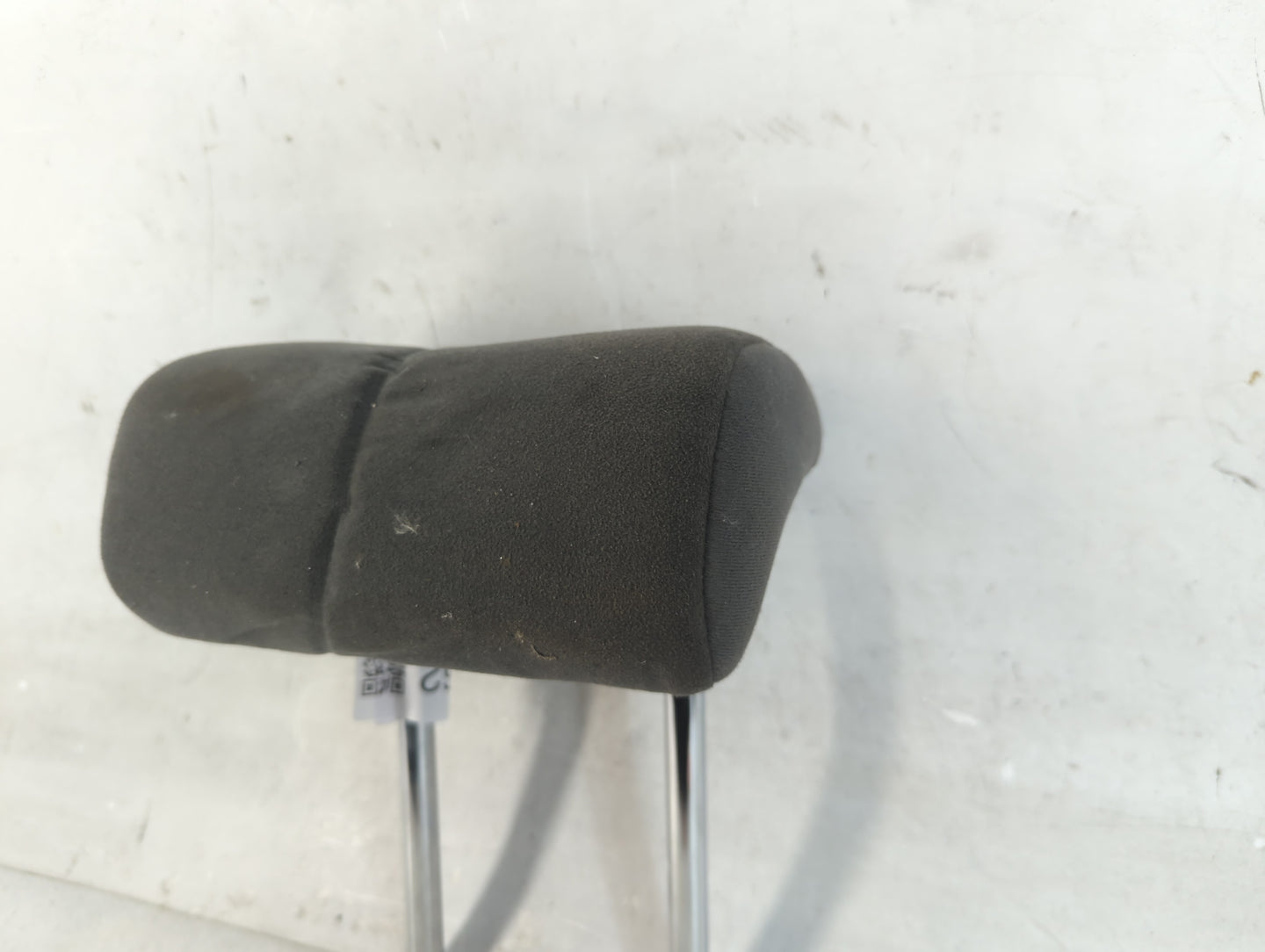 2010-2011 Toyota Prius Headrest Head Rest Rear Center Seat Fits Fits 2010 2011 OEM Used Auto Parts - Oemusedautoparts1.com