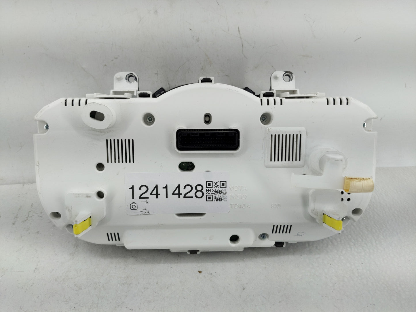 2011 Toyota Rav4 Instrument Cluster Speedometer Gauges P/N:TN257460-2850 83800-0R011-00 Fits OEM Used Auto Parts - Oemusedau