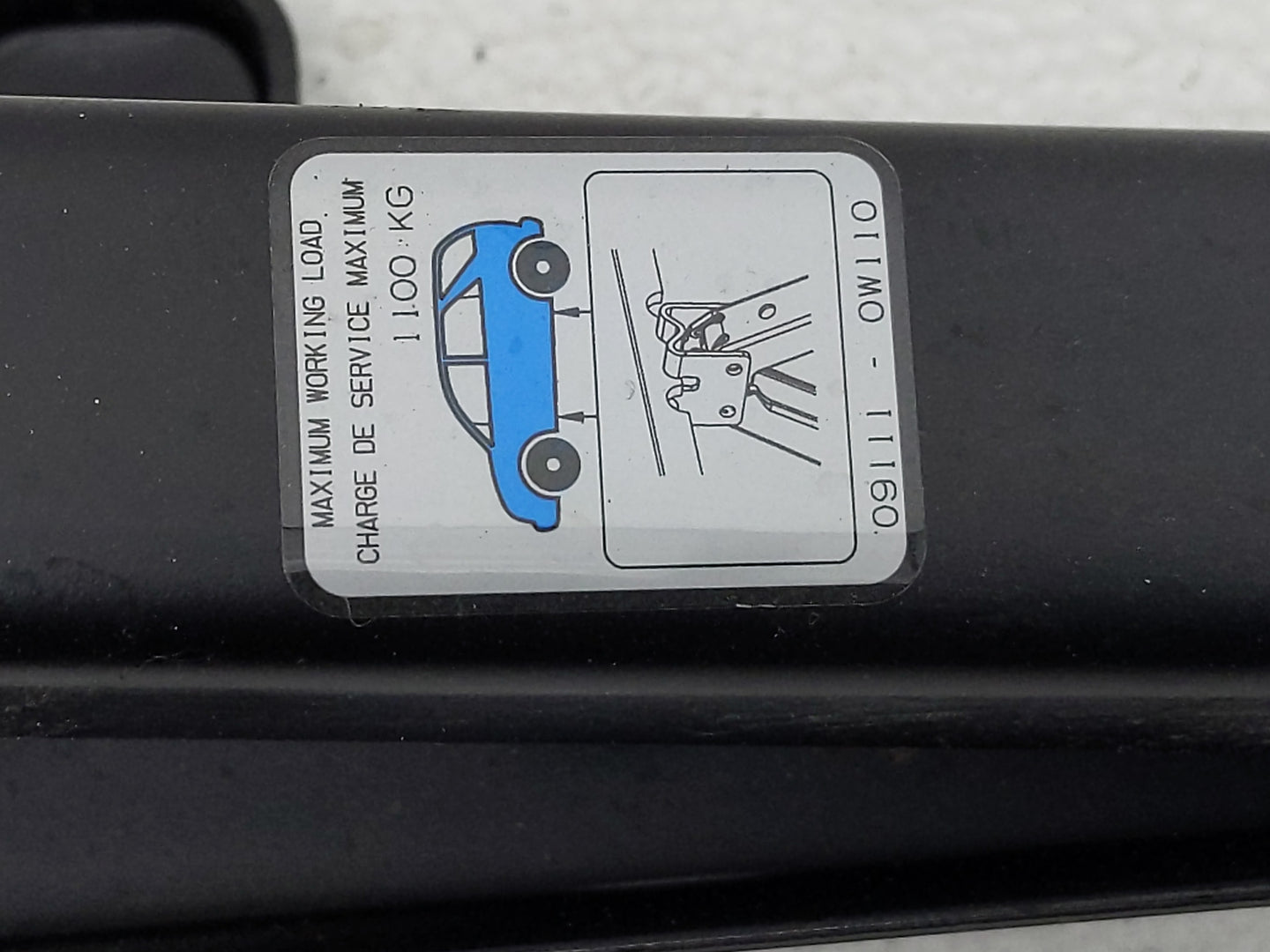 2011 Toyota Rav4 Spare Scissor Car Jack - Oemusedautoparts1.com