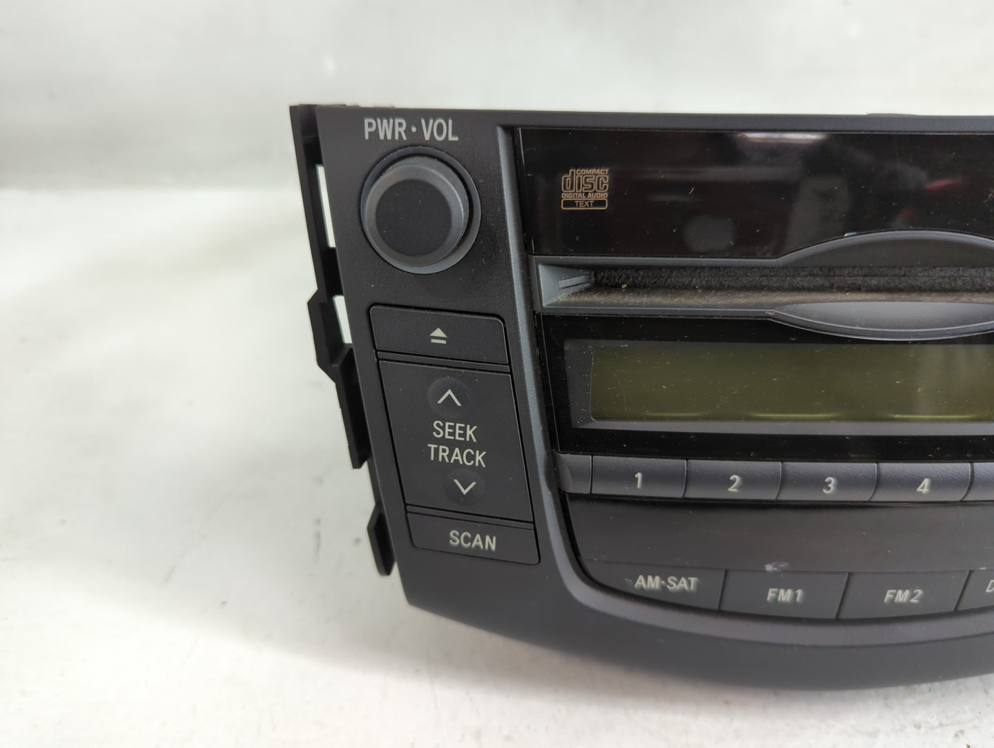2010-2011 Toyota Rav4 Radio AM FM Cd Player Receiver Replacement P/N:86120-0R071 Fits Fits 2010 2011 OEM Used Auto Parts - O