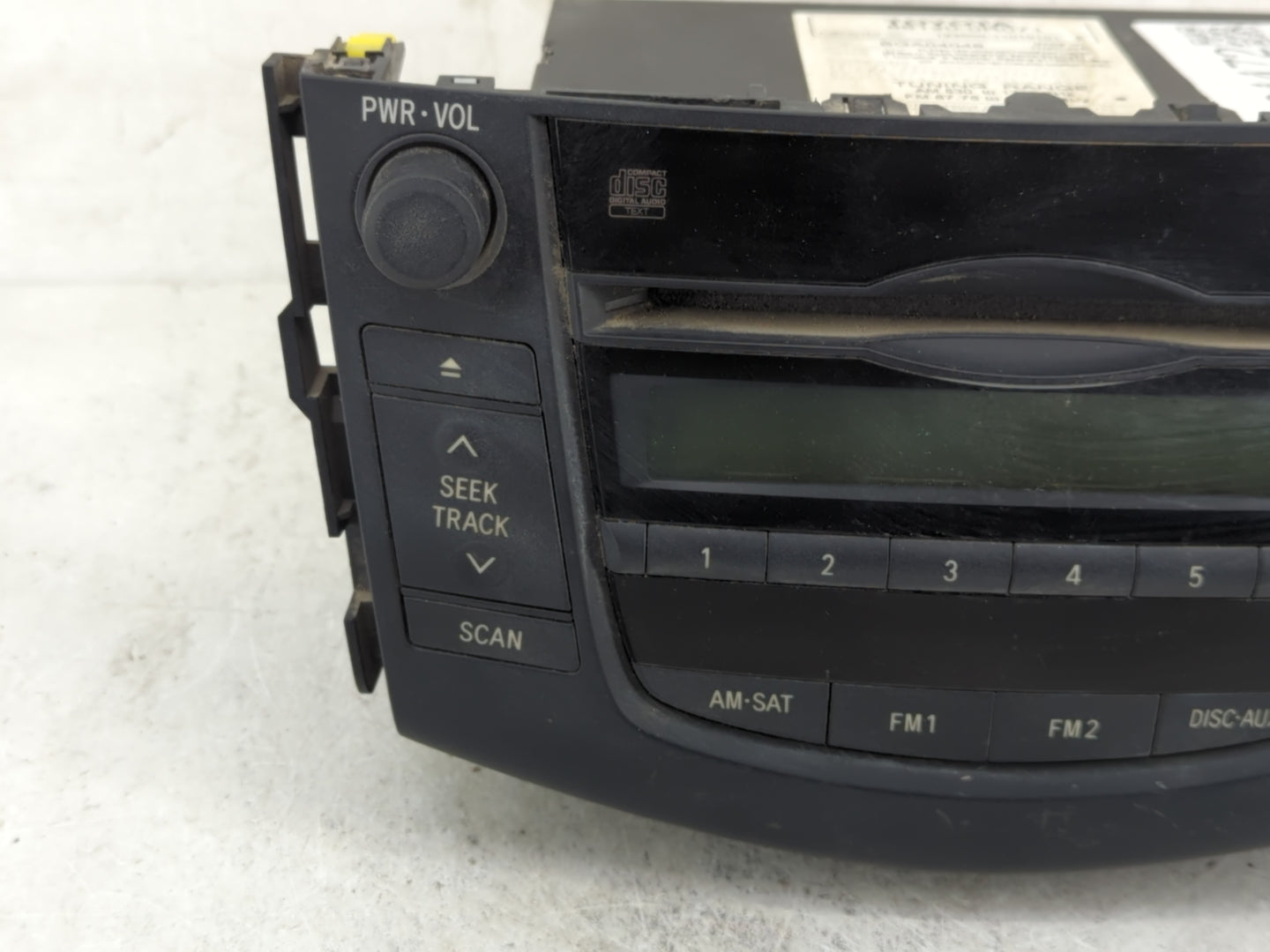 2010-2011 Toyota Rav4 Radio AM FM Cd Player Receiver Replacement P/N:86120-0R071 Fits Fits 2010 2011 OEM Used Auto Parts - O