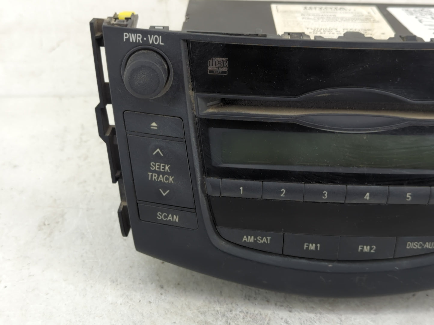 2010-2011 Toyota Rav4 Radio AM FM Cd Player Receiver Replacement P/N:86120-0R071 Fits Fits 2010 2011 OEM Used Auto Parts - O
