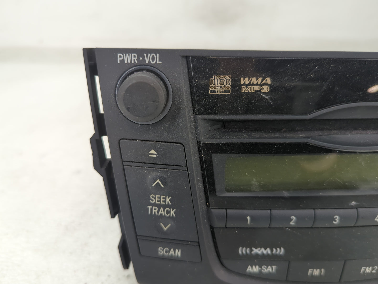 2009-2011 Toyota Rav4 Radio AM FM Cd Player Receiver Replacement P/N:86120-0R090 Fits Fits 2009 2010 2011 OEM Used Auto Part
