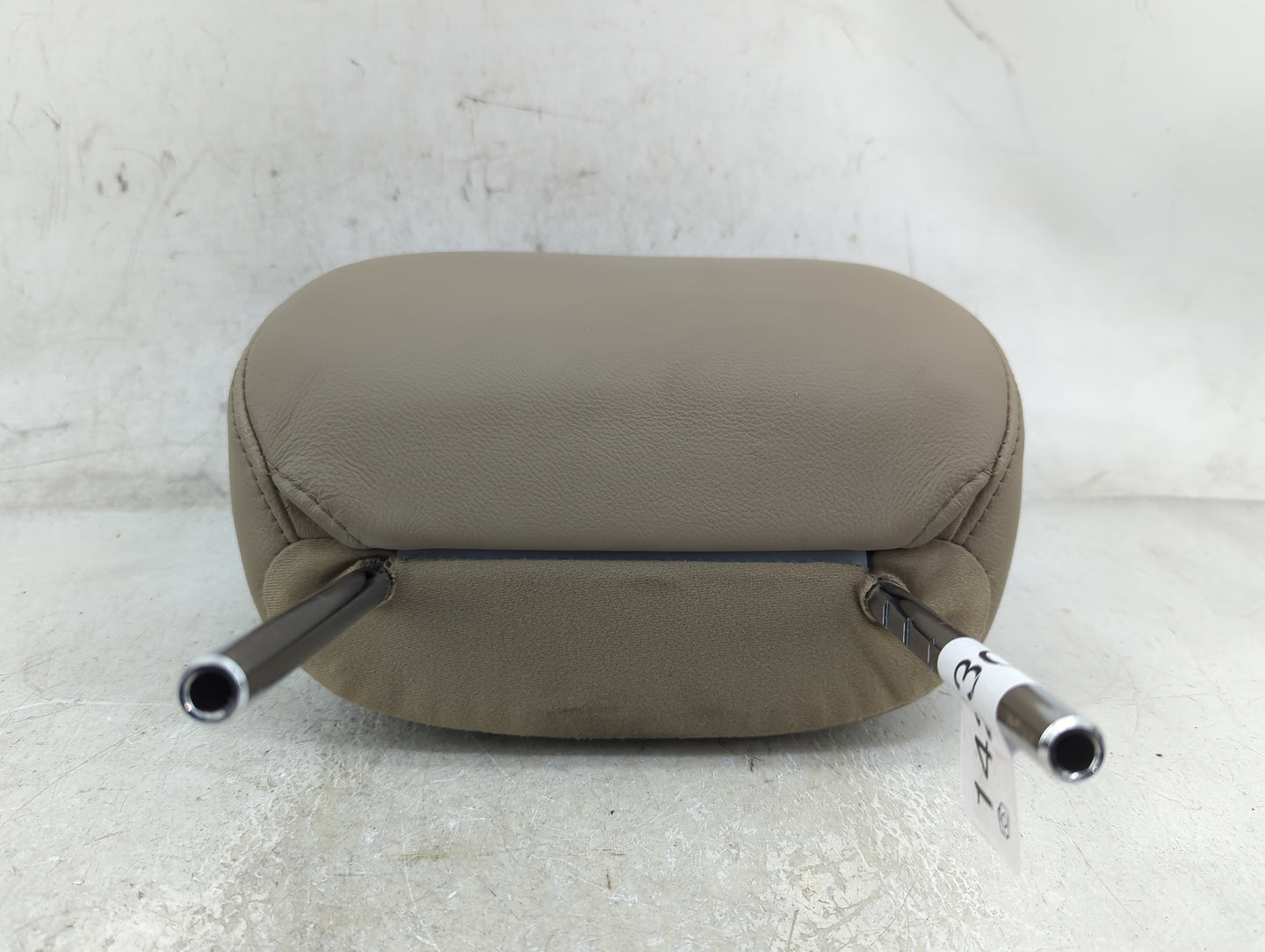 2010-2012 Toyota Rav4 Headrest Head Rest Front Driver Passenger Seat Fits Fits 2010 2011 2012 OEM Used Auto Parts - Oemuseda