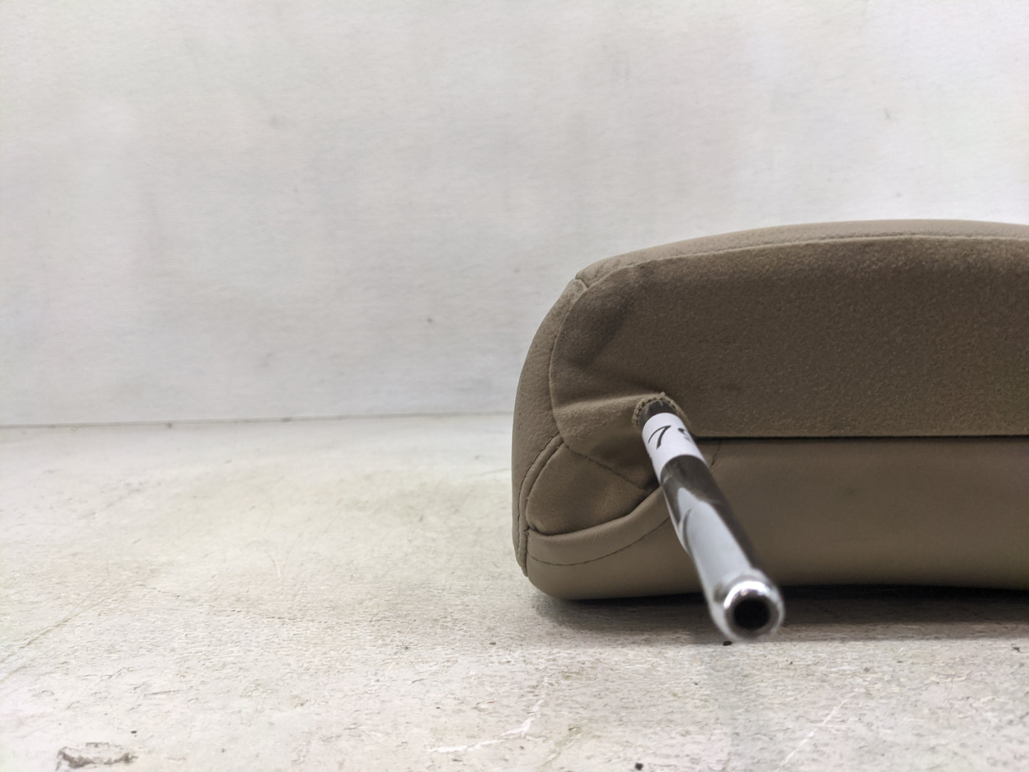 2011 Toyota Rav4 Headrest Head Rest Rear Seat Fits OEM Used Auto Parts - Oemusedautoparts1.com