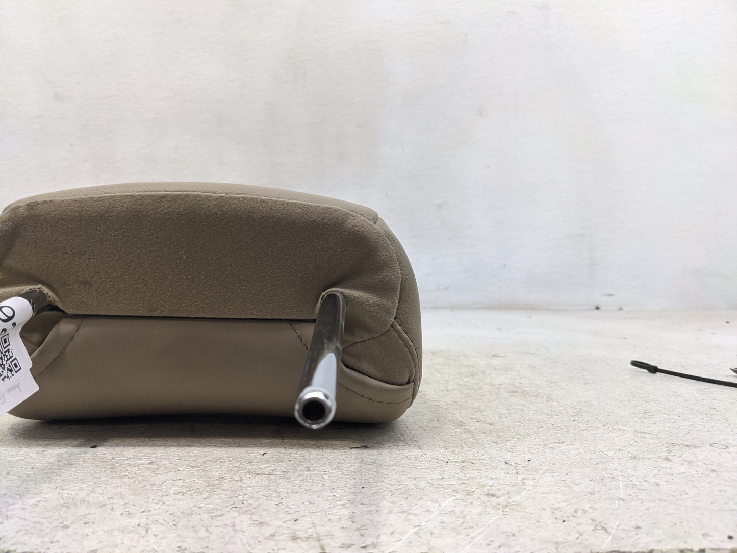 2011 Toyota Rav4 Headrest Head Rest Rear Seat Fits OEM Used Auto Parts - Oemusedautoparts1.com