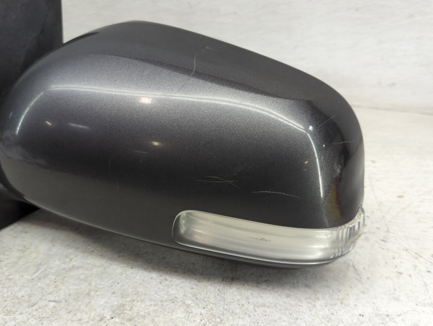 2009-2012 Toyota Rav4 Driver Side View Mirror - Left Door Mirror OEM Used - Oemusedautoparts1.com