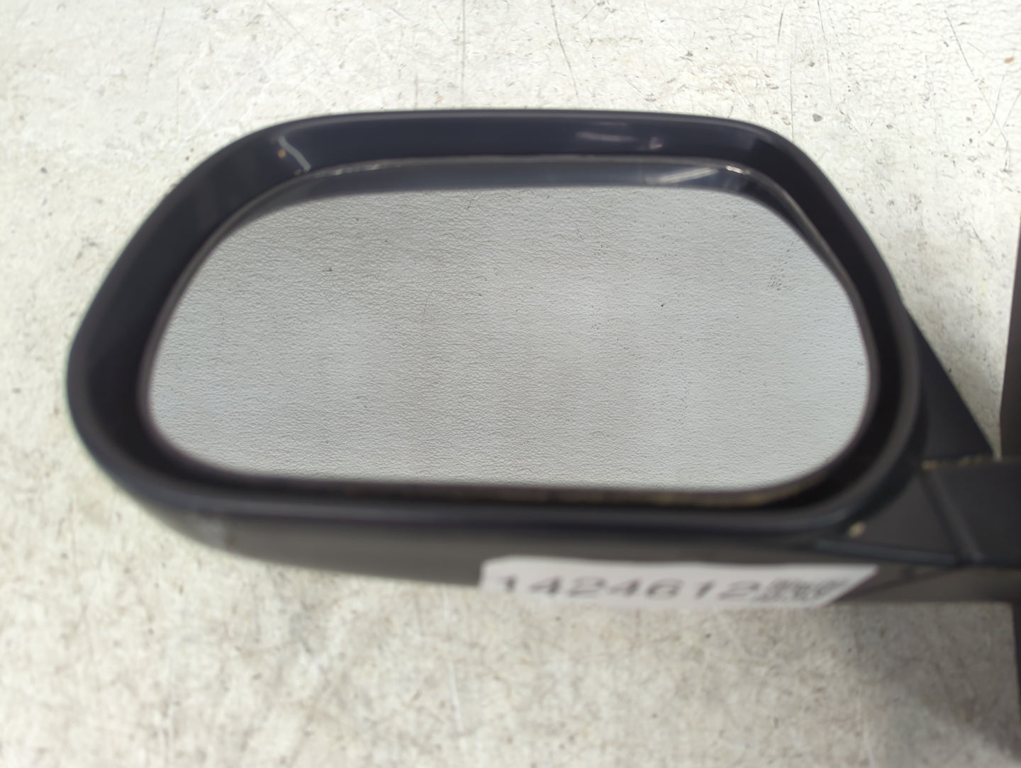 2009-2012 Toyota Rav4 Driver Side View Mirror - Left Door Mirror OEM Used - Oemusedautoparts1.com