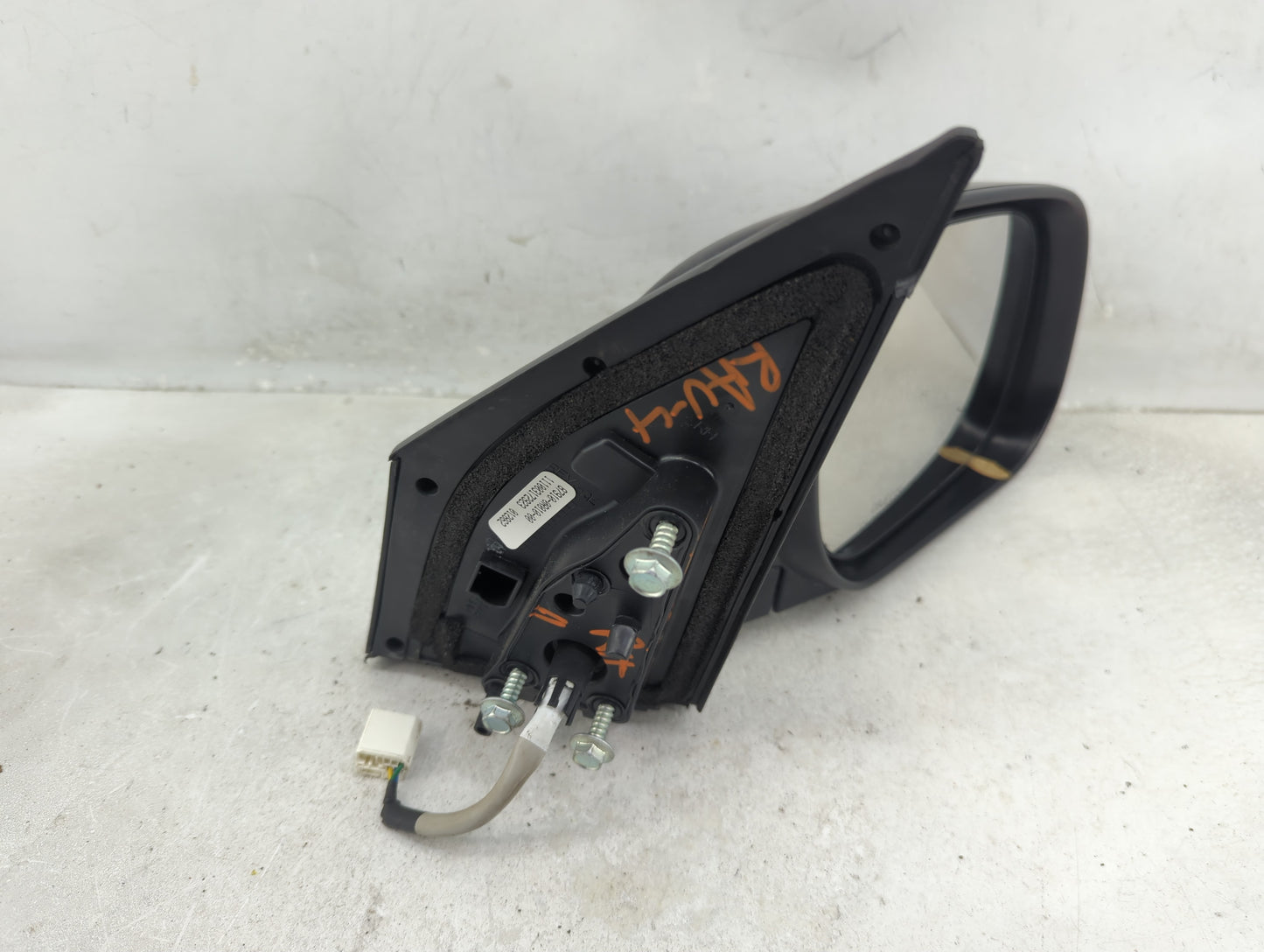 2009-2012 Toyota Rav4 Passenger Side View Mirror - Right Door Mirror OEM Used - Oemusedautoparts1.com