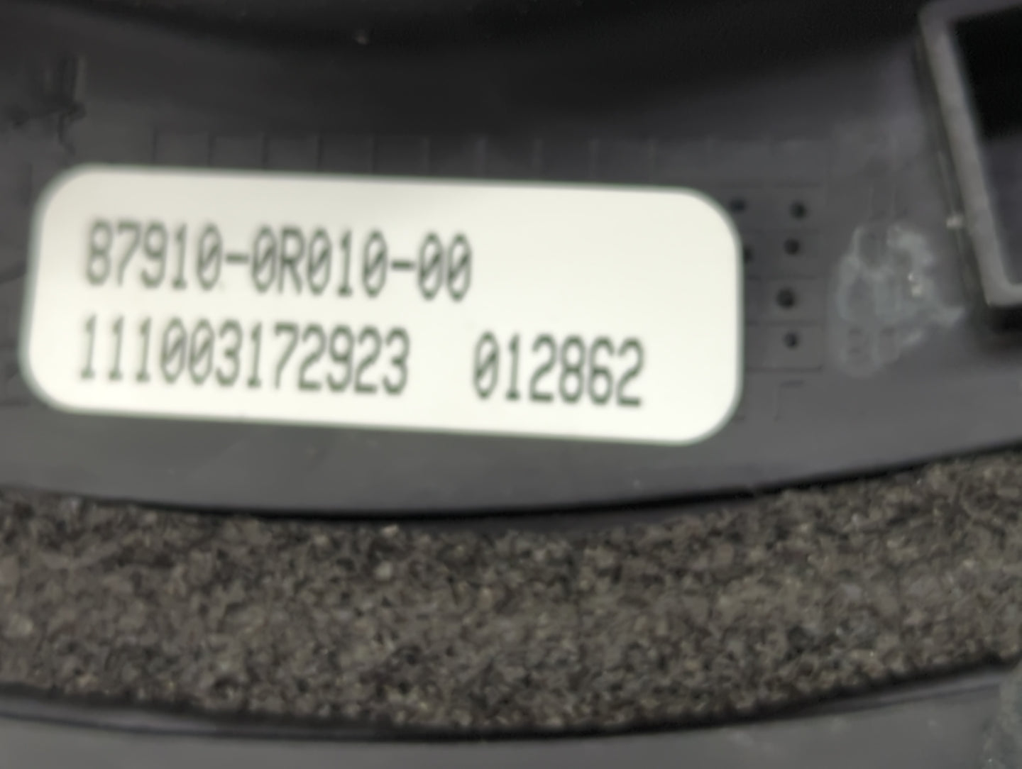 2009-2012 Toyota Rav4 Passenger Side View Mirror - Right Door Mirror OEM Used - Oemusedautoparts1.com