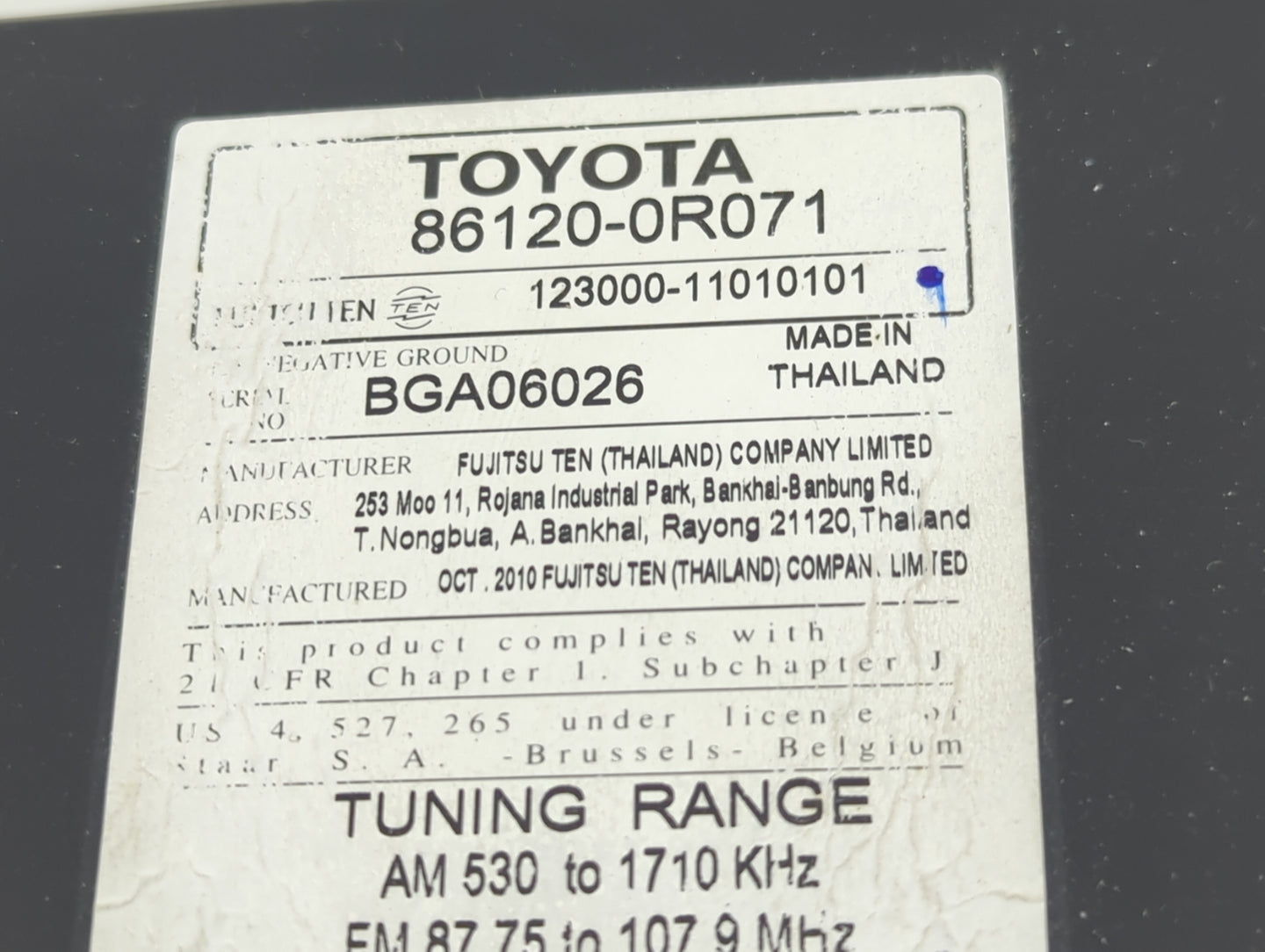 2010-2011 Toyota Rav4 Radio AM FM Cd Player Receiver Replacement P/N:86120-0R071 Fits Fits 2010 2011 OEM Used Auto Parts - O