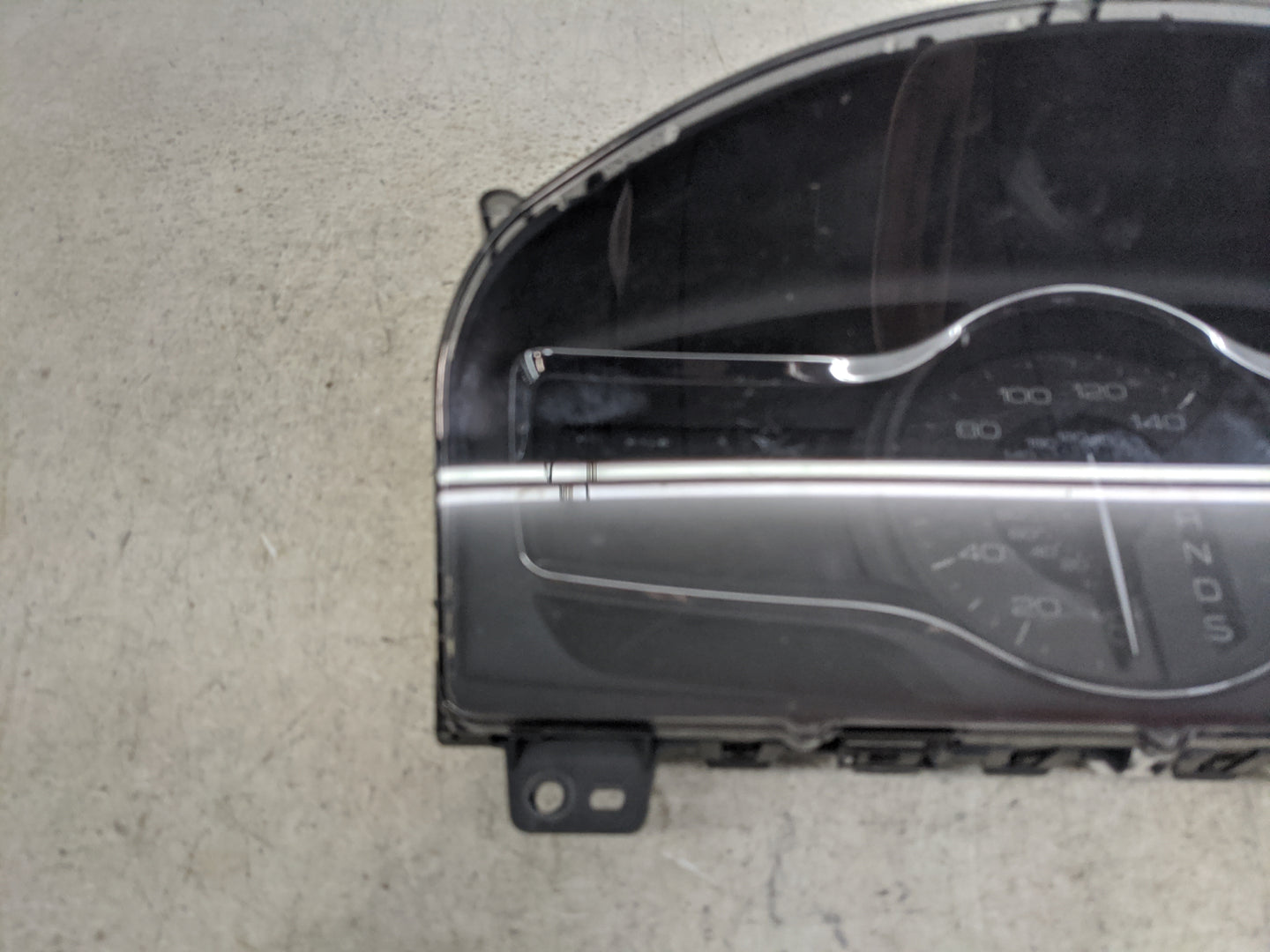 2010-2012 Toyota Rav4 Instrument Cluster Speedometer Gauges P/N:DA1T-10849-CB Miles: Fits Fits 2010 2011 2012 OEM Used Auto 