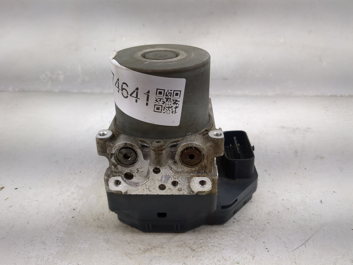 2009-2011 Toyota Rav4 ABS Pump Control Module Replacement P/N:44540-42191 89541-42321, 133800-9820 Fits Fits 2009 2010 2011 