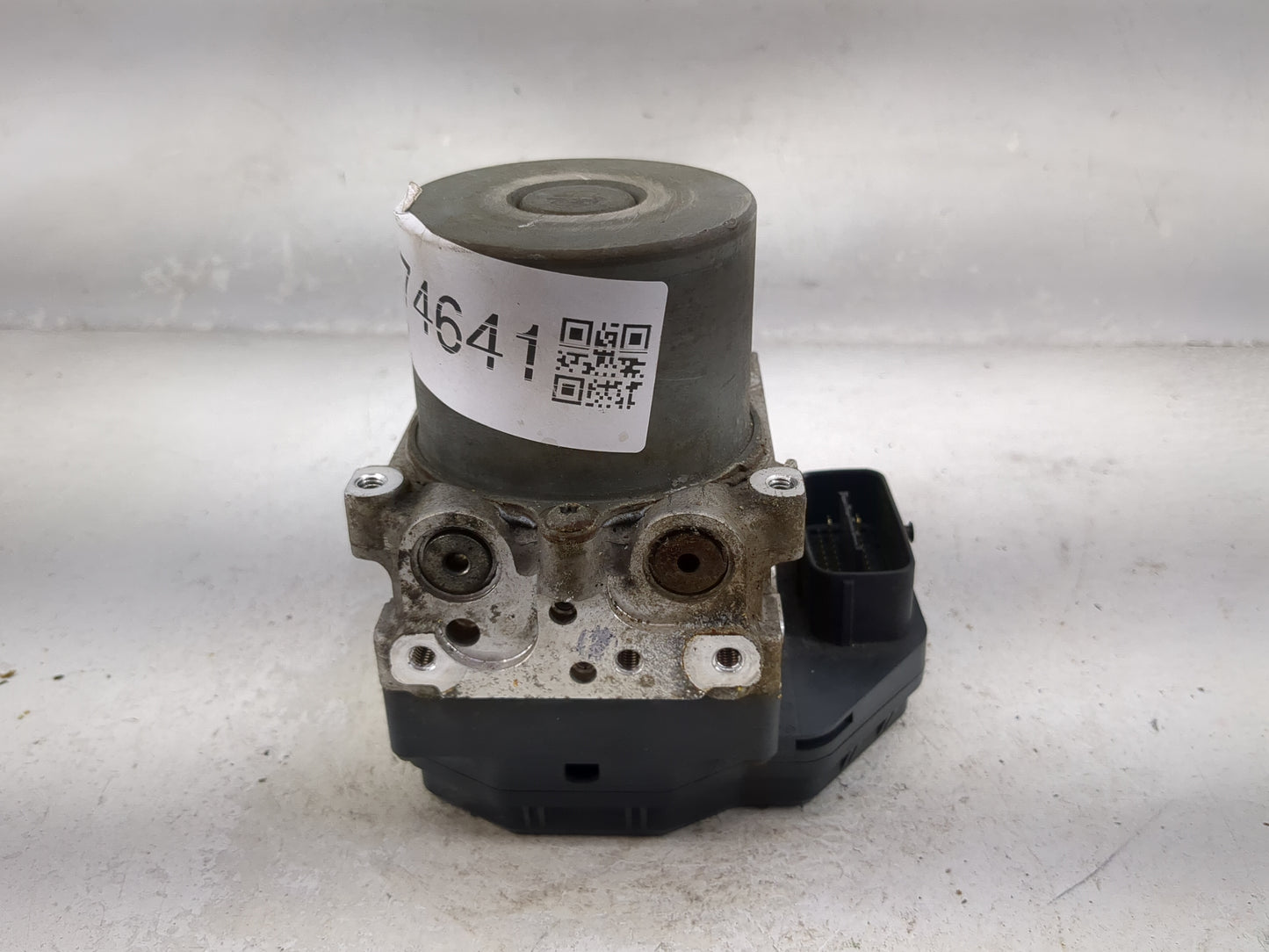 2009-2011 Toyota Rav4 ABS Pump Control Module Replacement P/N:44540-42191 89541-42321, 133800-9820 Fits Fits 2009 2010 2011 