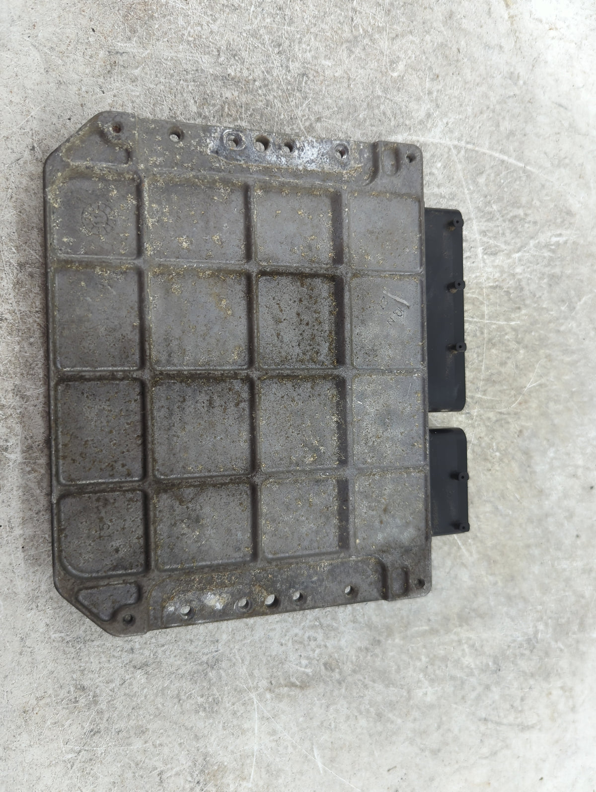 2011 Toyota Rav4 PCM Engine Control Computer ECU ECM PCU OEM P/N:89661-0R221 OEM Used Auto Parts - Oemusedautoparts1.com