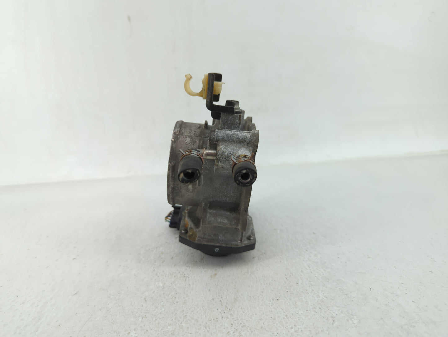 2009-2018 Toyota Rav4 Throttle Body P/N:35100-25200 22030-36010 Fits Fits 2009 2010 2011 2012 2013 2014 2015 2016 2017 2018 