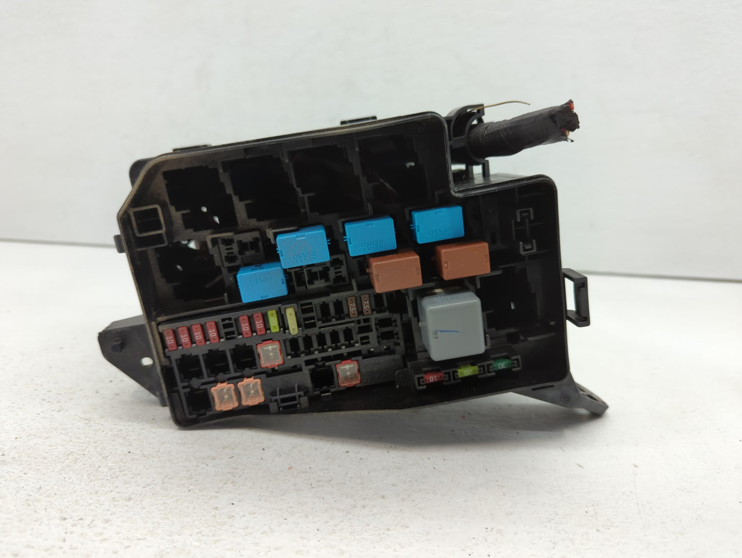 2006-2012 Toyota Rav4 Fusebox Fuse Box Panel Relay Module P/N:82662-0R030 82662-42171 Fits Fits 2006 2007 2008 2009 2010 201