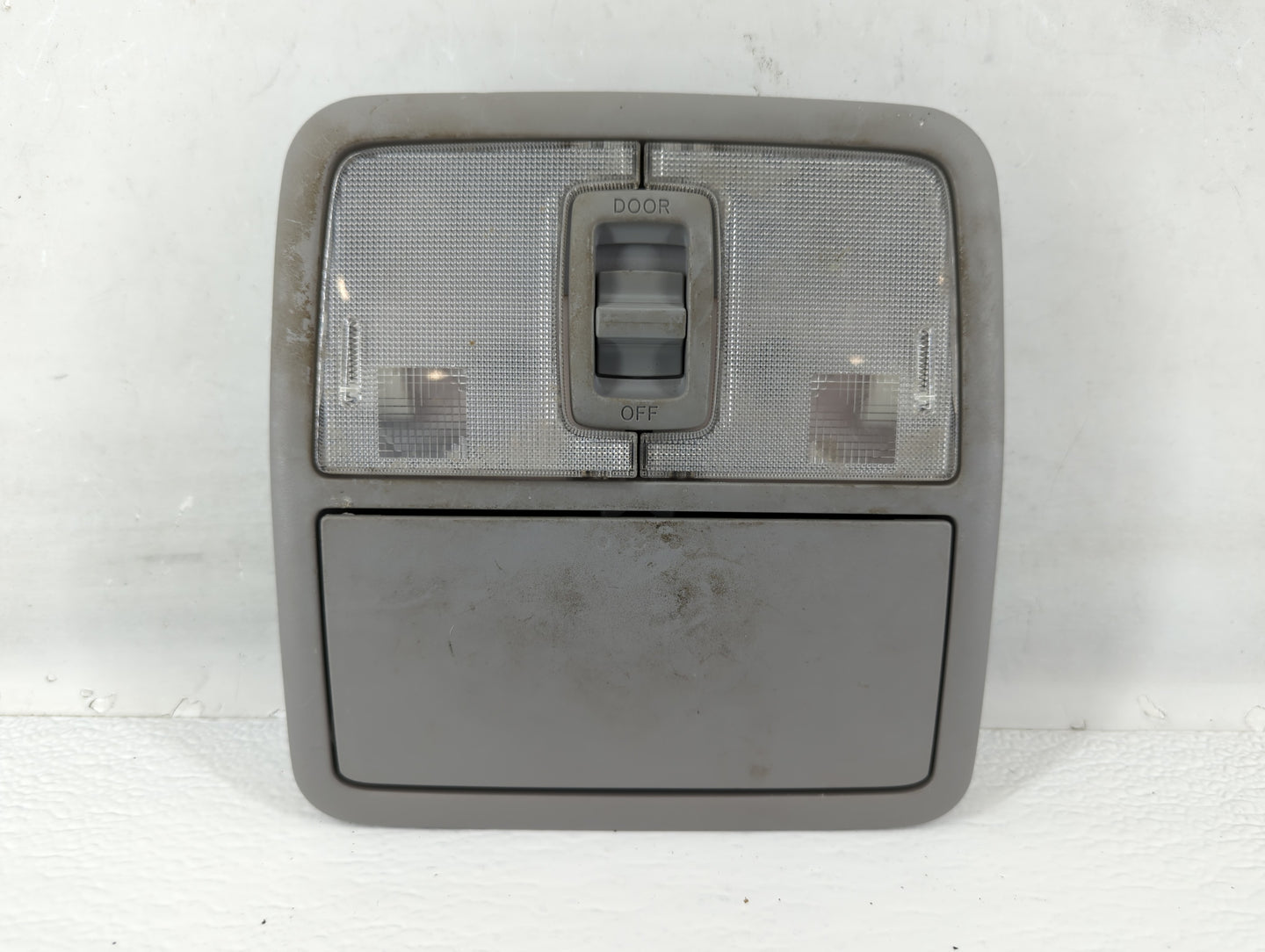 2009-2012 Toyota Rav4 Overhead Roof Console 574177 - Oemusedautoparts1.com