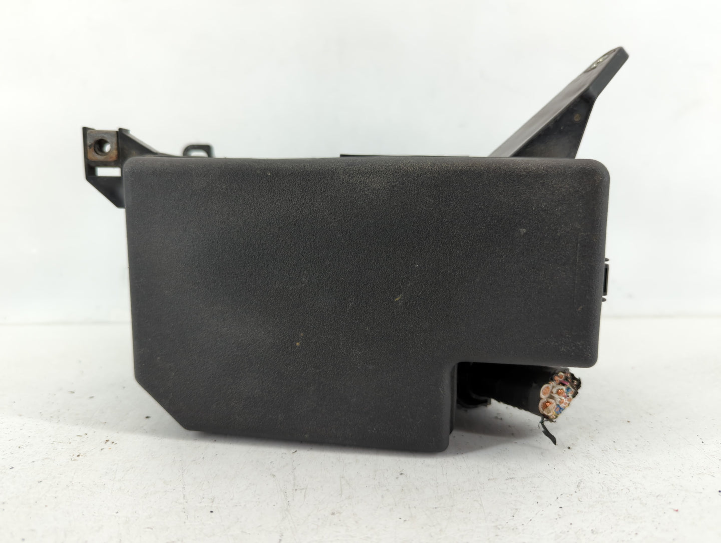 2006-2012 Toyota Rav4 Fusebox Fuse Box Panel Relay Module P/N:82662-QR010 Fits Fits 2006 2007 2008 2009 2010 2011 2012 OEM U