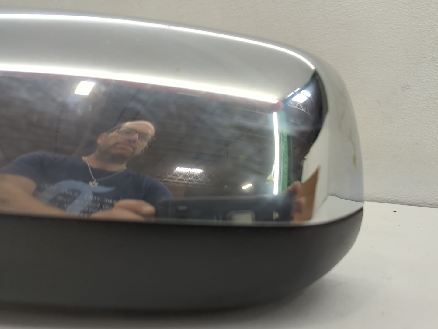 2009-2012 Toyota Rav4 Passenger Right Side View Manual Door Mirror Chrome - Oemusedautoparts1.com