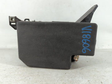 2008-2012 Toyota Rav4 Fusebox Fuse Box Panel Relay Module P/N:82662-42250 Fits Fits 2008 2009 2010 2011 2012 OEM Used Auto P