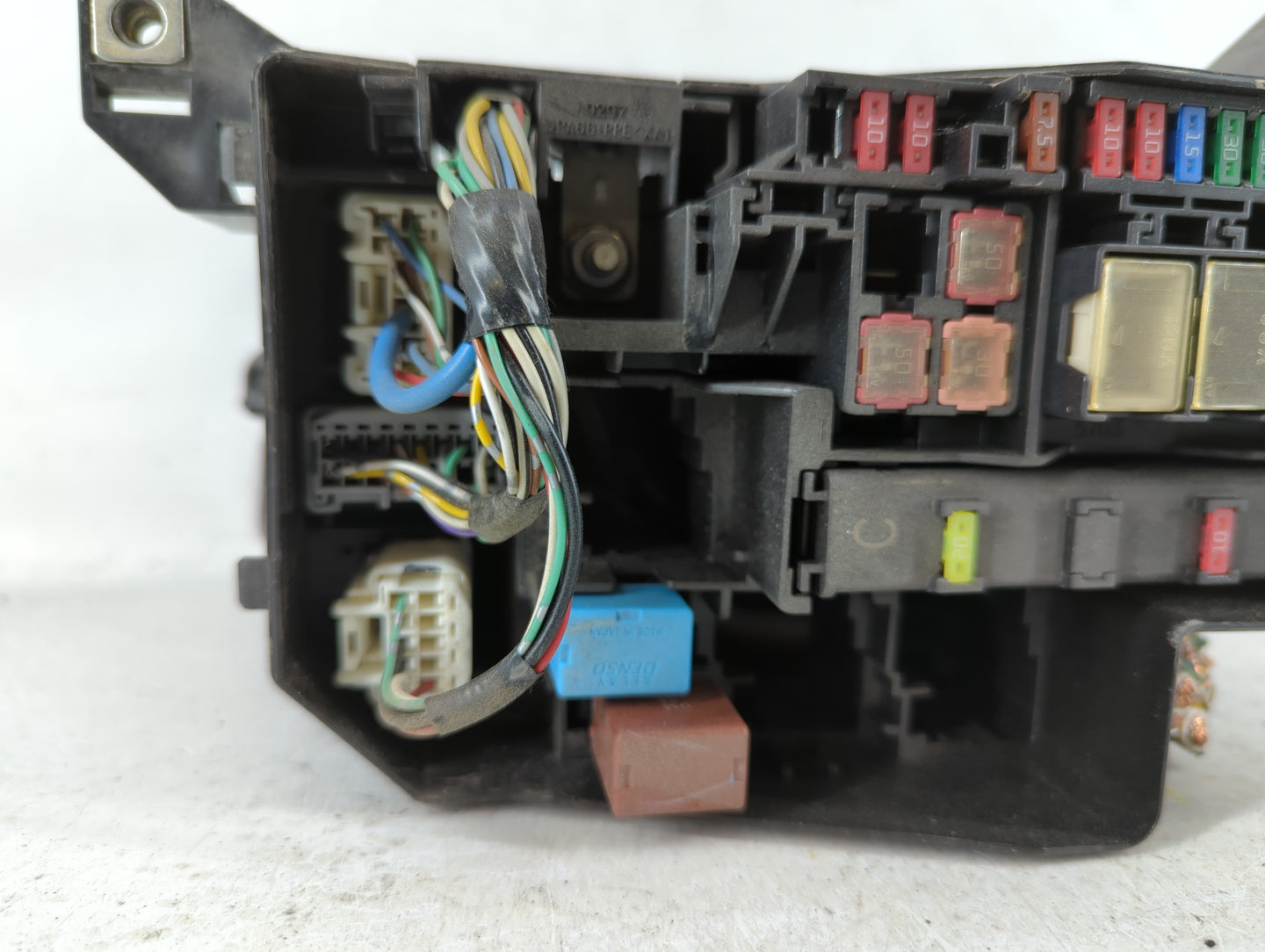 2008-2012 Toyota Rav4 Fusebox Fuse Box Panel Relay Module P/N:82662-42250 Fits Fits 2008 2009 2010 2011 2012 OEM Used Auto P