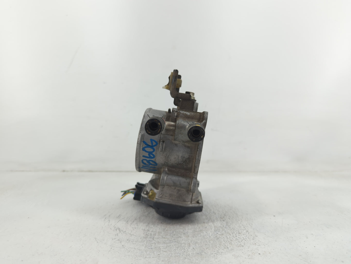 2009-2018 Toyota Rav4 Throttle Body P/N:142009M21 22030-36010 Fits Fits 2009 2010 2011 2012 2013 2014 2015 2016 2017 2018 20