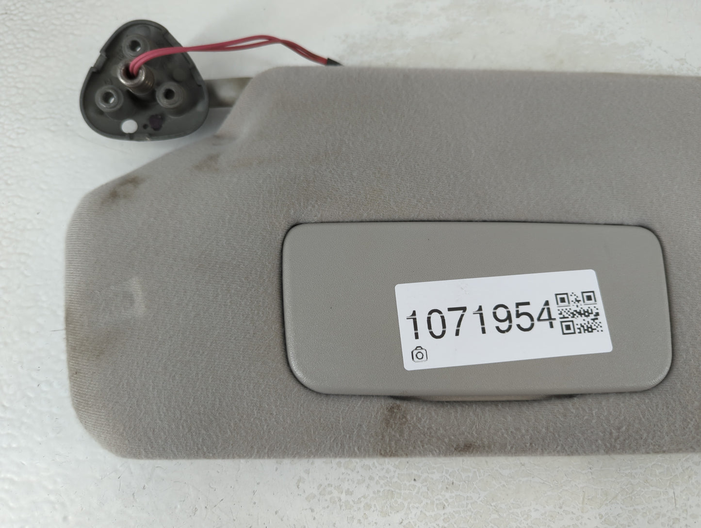 2011-2014 Toyota Sienna Sun Visor Shade Replacement Driver Left Mirror Fits Fits 2011 2012 2013 2014 OEM Used Auto Parts - O