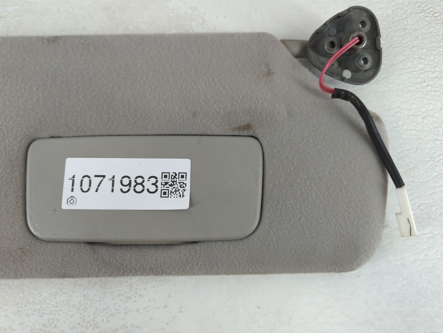 2011-2014 Toyota Sienna Sun Visor Shade Replacement Driver Left Mirror Fits Fits 2011 2012 2013 2014 OEM Used Auto Parts - O