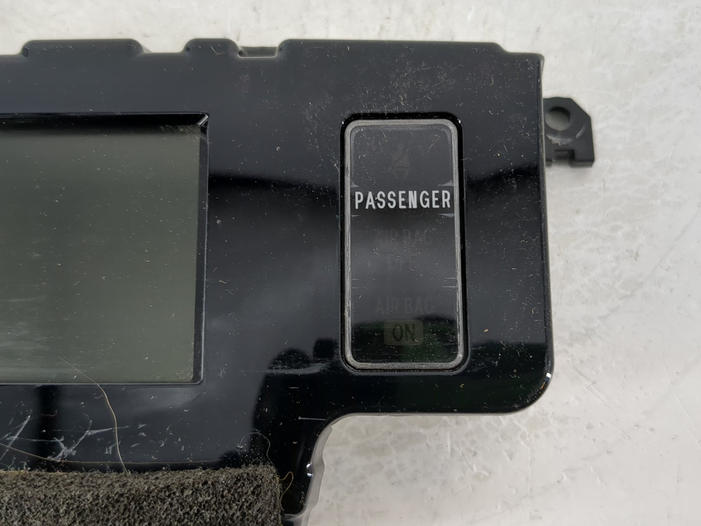 2011-2014 Toyota Sienna Information Display Screen - Oemusedautoparts1.com