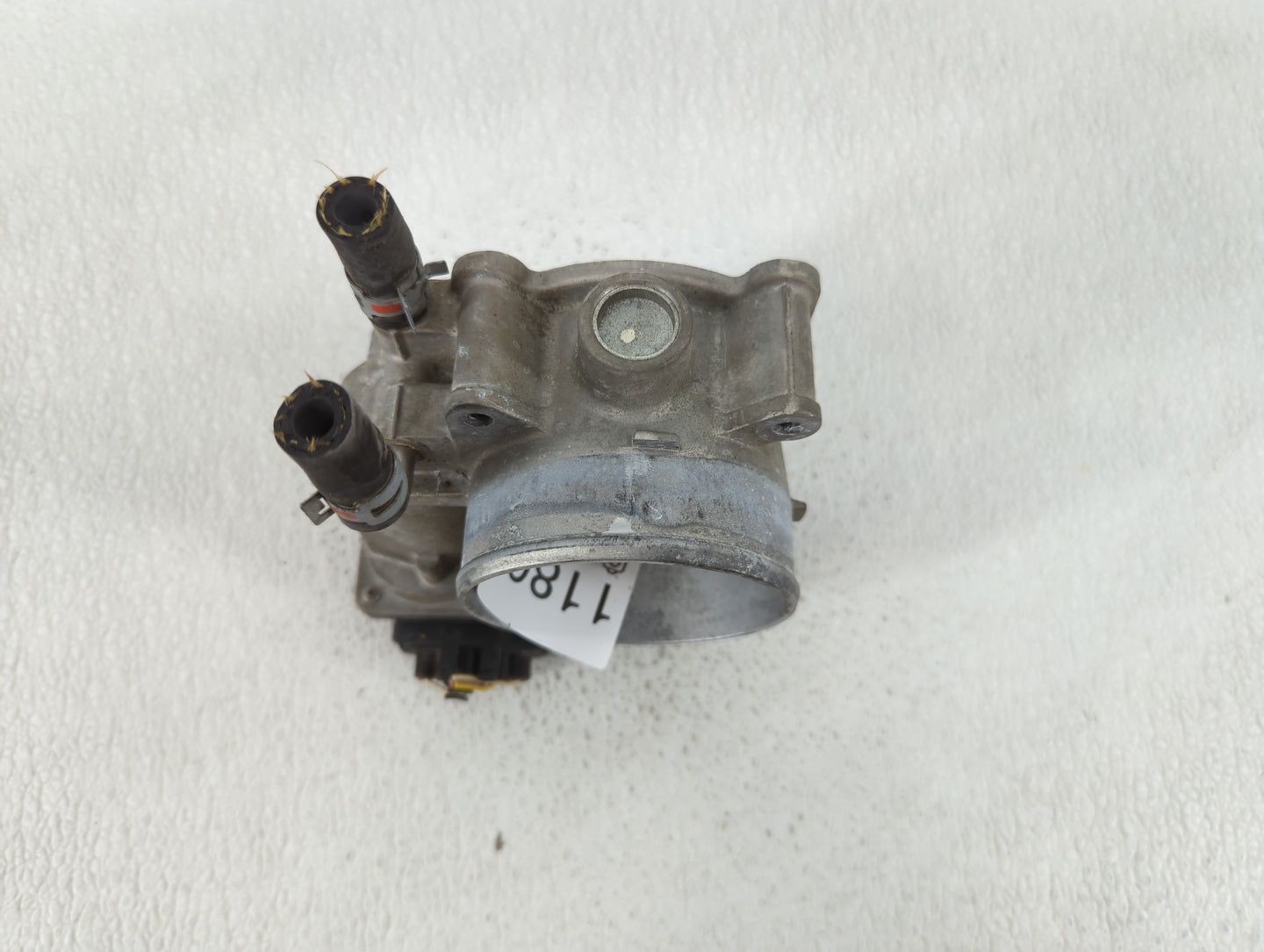 2007-2016 Toyota Sienna Throttle Body P/N:22030-0P050 Fits OEM Used Auto Parts - Oemusedautoparts1.com