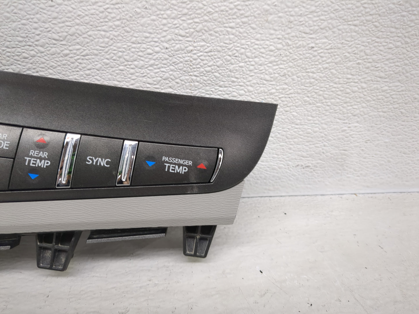 2011-2014 Toyota Sienna Climate Control Module Temperature AC/Heater Replacement P/N:55900-08150 Fits Fits 2011 2012 2013 20