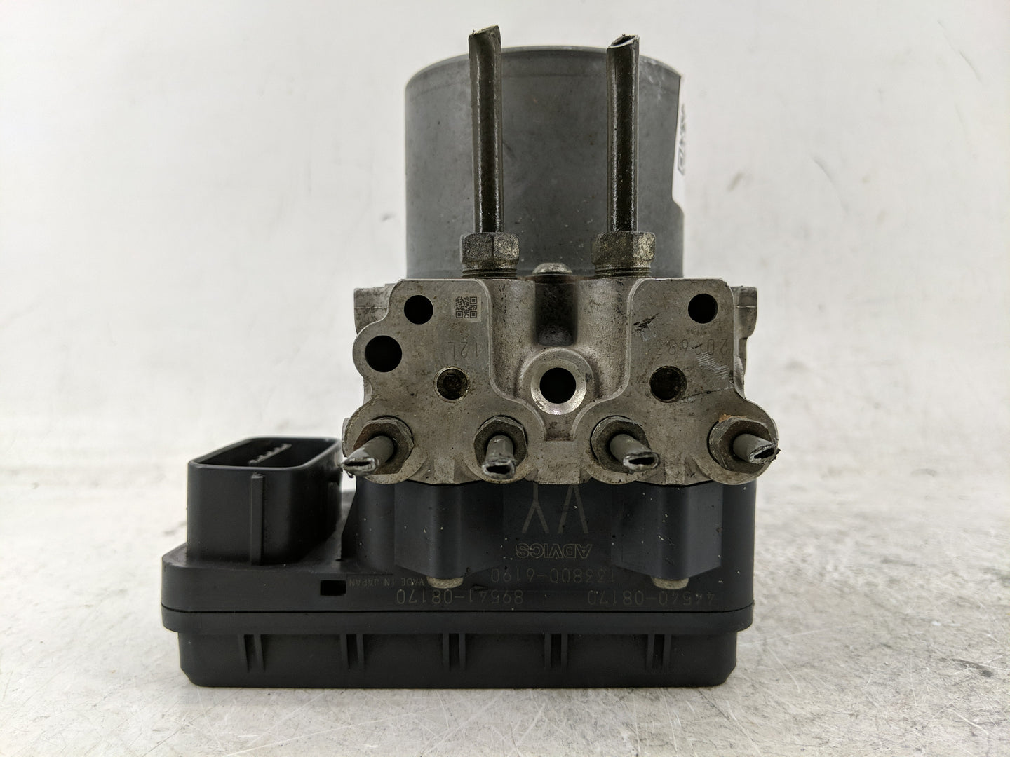 2011 Toyota Sienna ABS Pump Control Module Replacement P/N:89541-08170 44540-08170, 133800-6190 Fits OEM Used Auto Parts - O