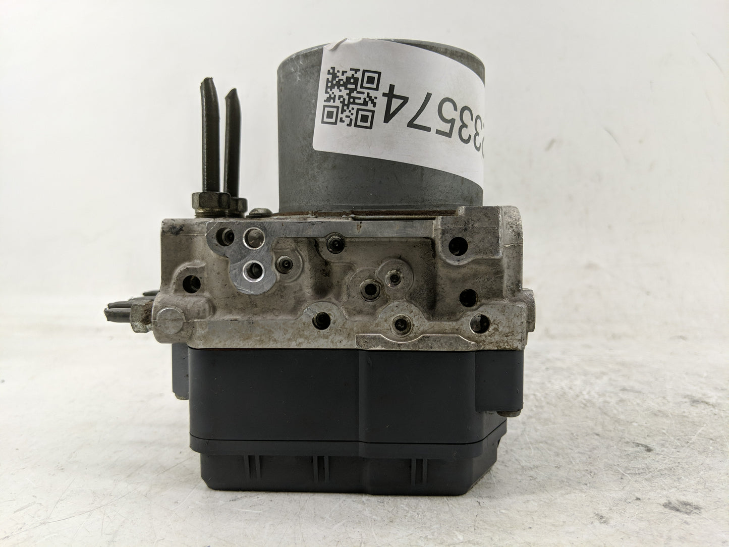 2011 Toyota Sienna ABS Pump Control Module Replacement P/N:89541-08170 44540-08170, 133800-6190 Fits OEM Used Auto Parts - O