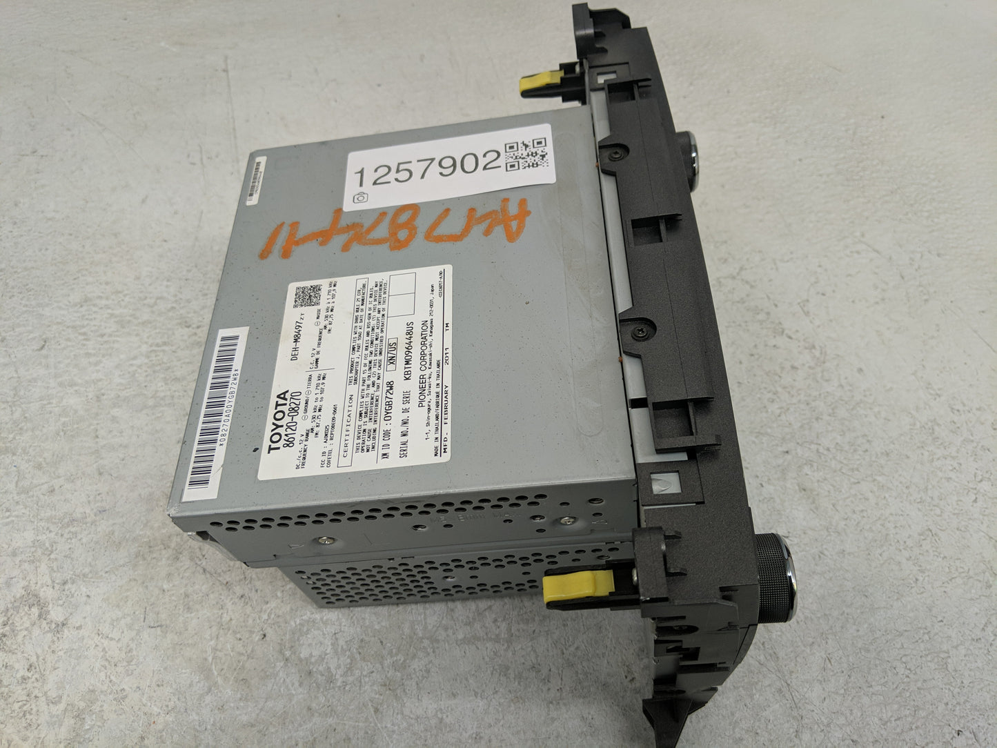 2011-2014 Toyota Sienna Radio AM FM Cd Player Receiver Replacement P/N:86120-08270 Fits Fits 2011 2012 2013 2014 OEM Used Au