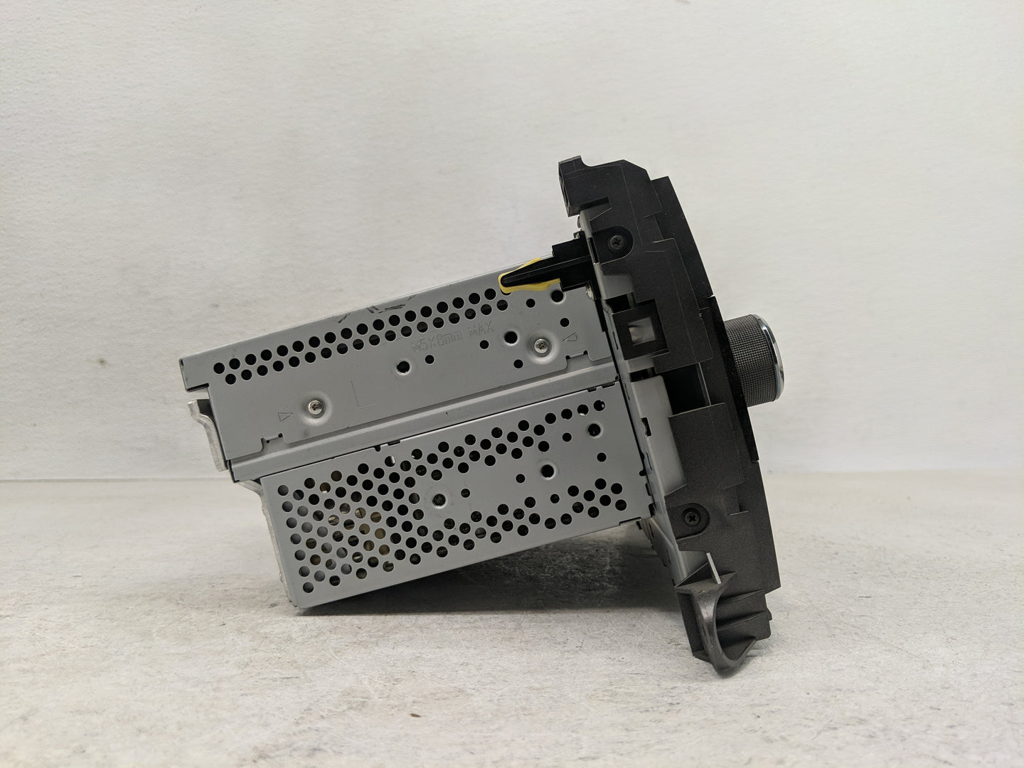 2011-2014 Toyota Sienna Radio AM FM Cd Player Receiver Replacement P/N:86120-08270 Fits Fits 2011 2012 2013 2014 OEM Used Au