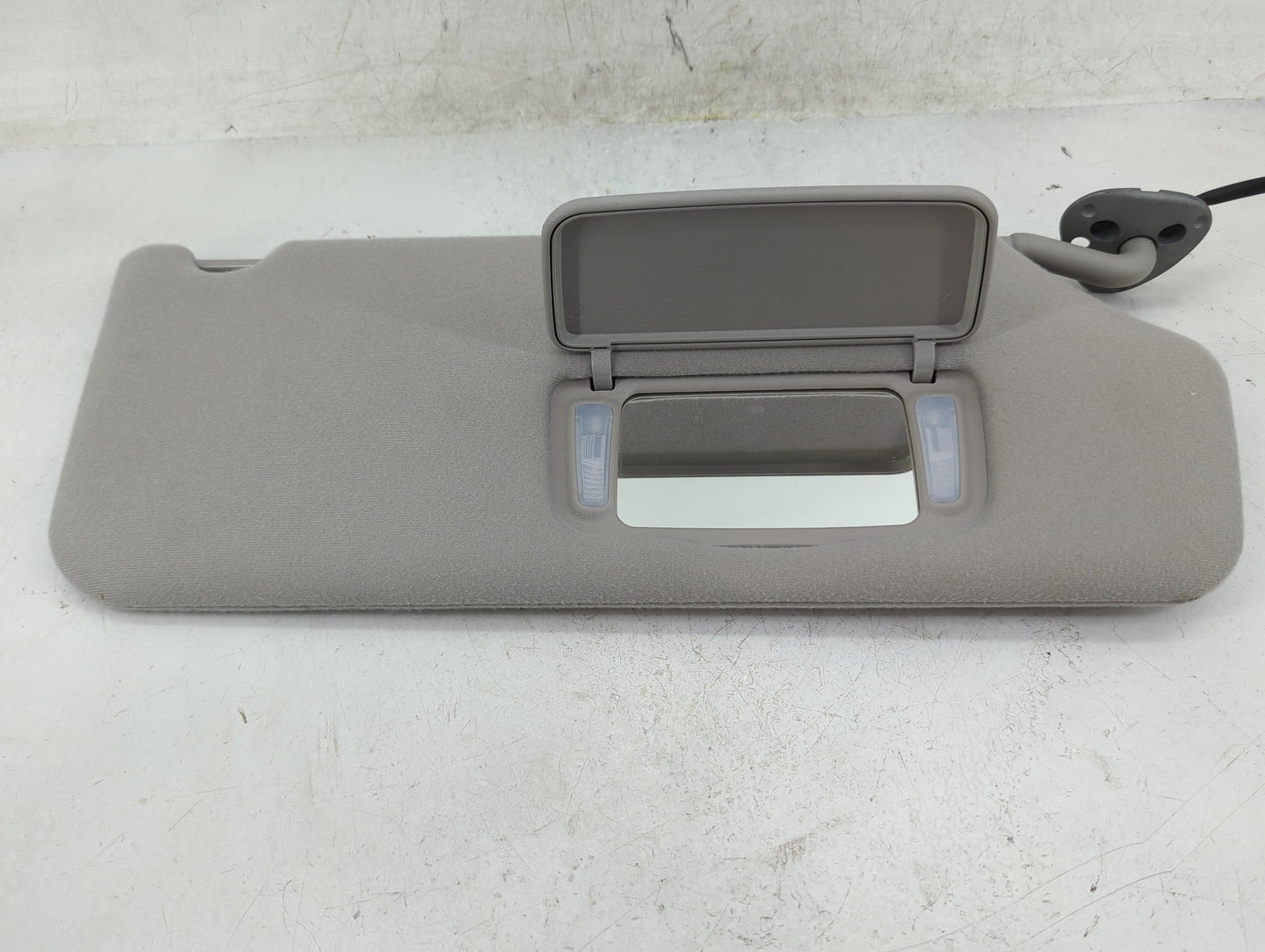 2011-2014 Toyota Sienna Sun Visor Shade Replacement Passenger Right Mirror Fits Fits 2011 2012 2013 2014 OEM Used Auto Parts
