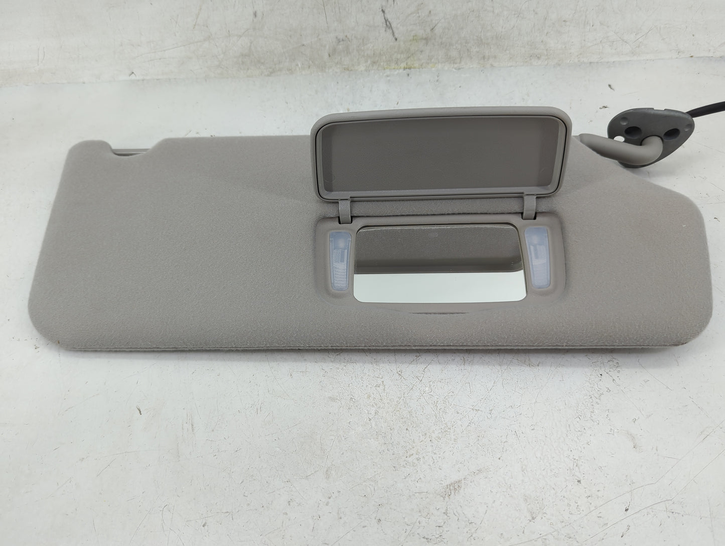 2011-2014 Toyota Sienna Sun Visor Shade Replacement Passenger Right Mirror Fits Fits 2011 2012 2013 2014 OEM Used Auto Parts