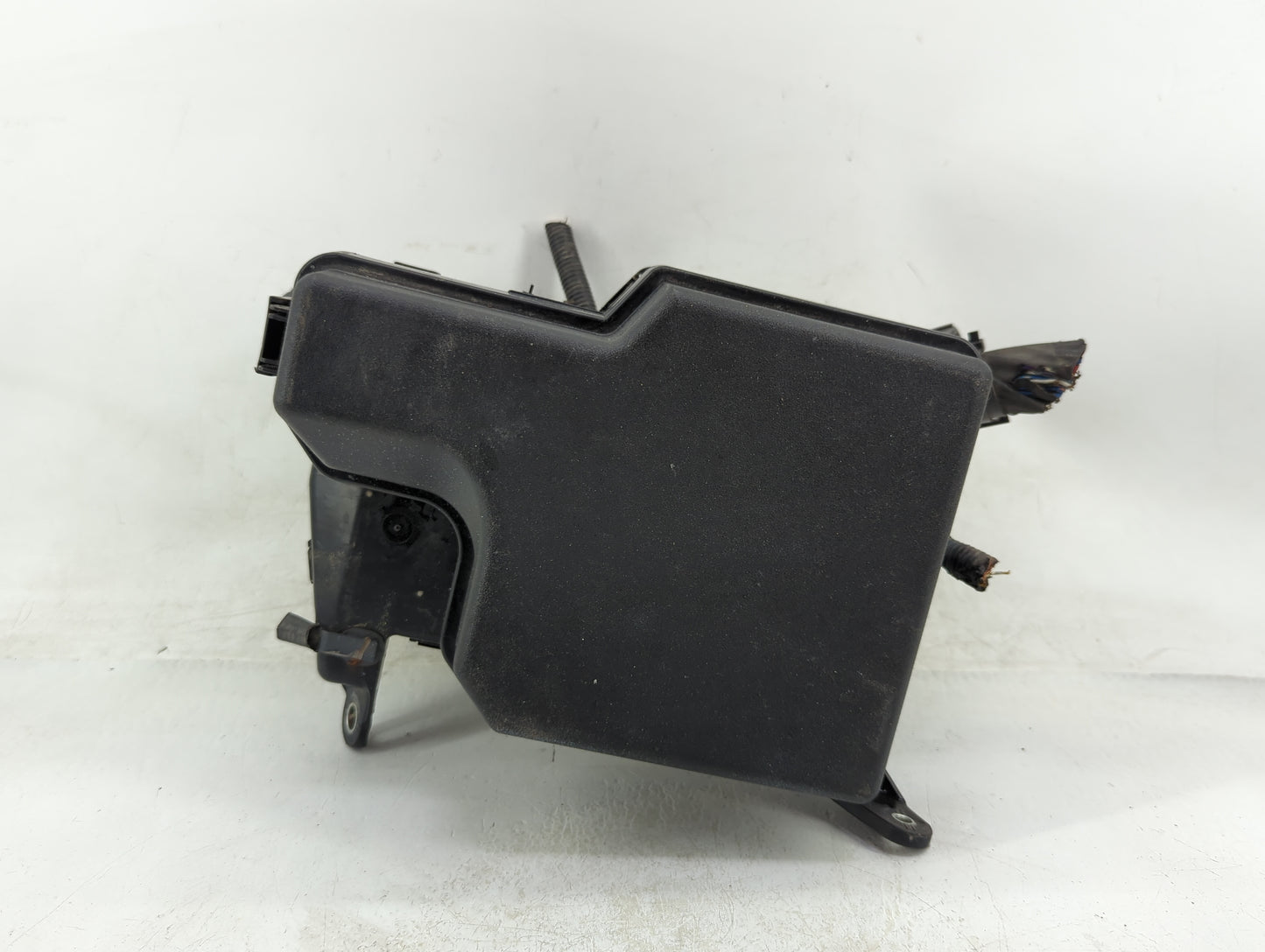2011-2016 Toyota Sienna Fusebox Fuse Box Panel Relay Module P/N:82641-08040 Fits Fits 2011 2012 2013 2014 2015 2016 OEM Used