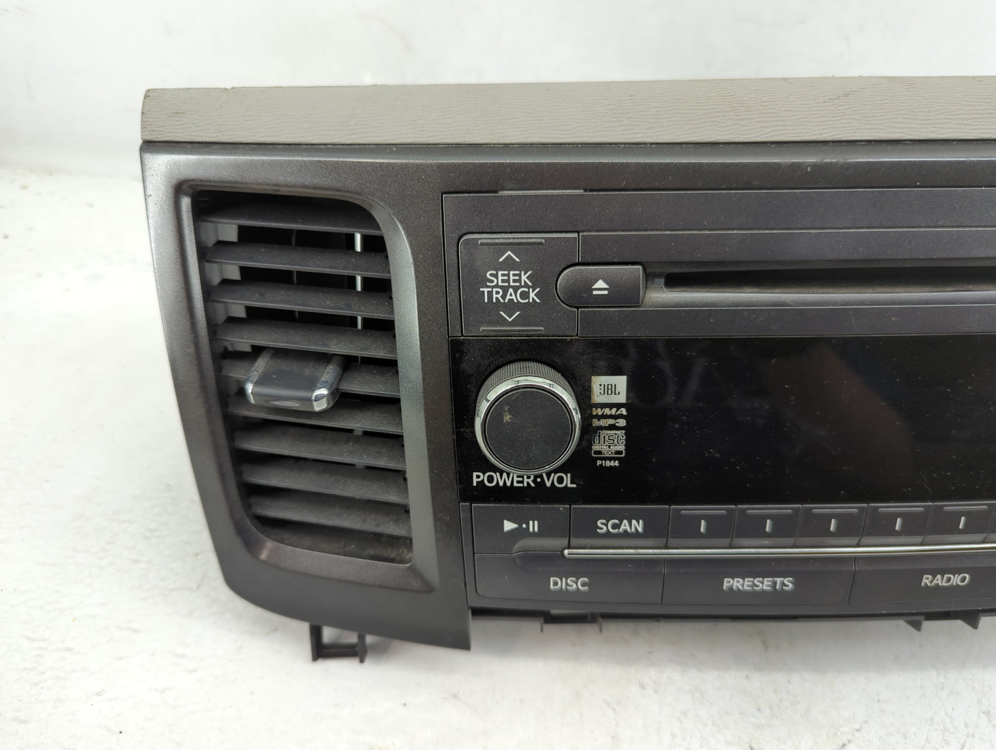 2011-2014 Toyota Sienna Radio AM FM Cd Player Receiver Replacement P/N:86120-08240 Fits Fits 2011 2012 2013 2014 OEM Used Au