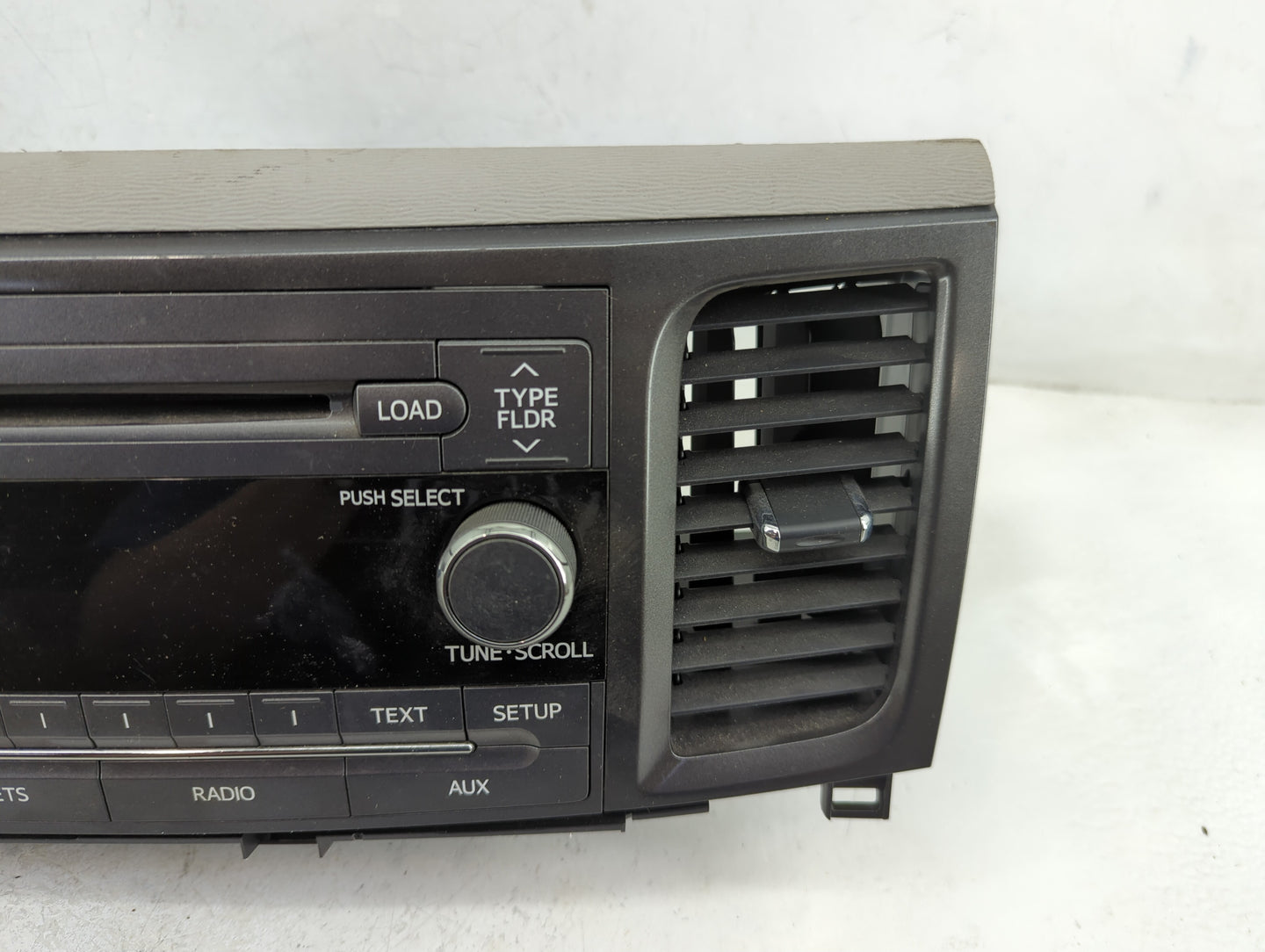 2011-2014 Toyota Sienna Radio AM FM Cd Player Receiver Replacement P/N:86120-08240 Fits Fits 2011 2012 2013 2014 OEM Used Au