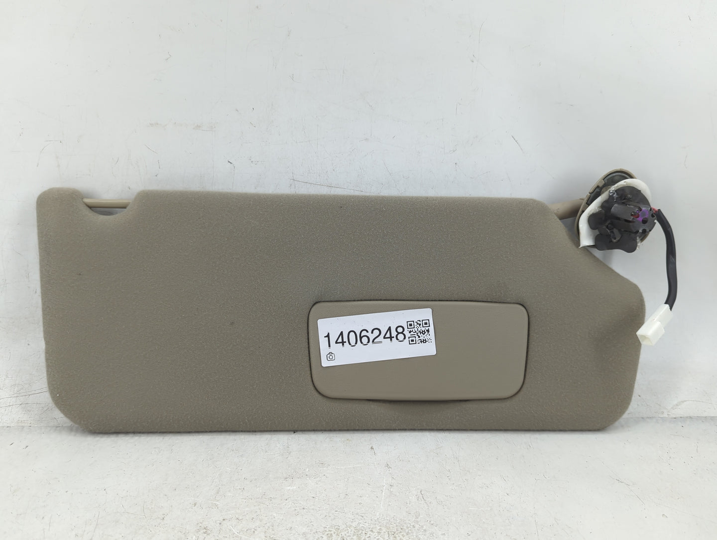 2011-2014 Toyota Sienna Sun Visor Shade Replacement Passenger Right Mirror Fits Fits 2011 2012 2013 2014 OEM Used Auto Parts