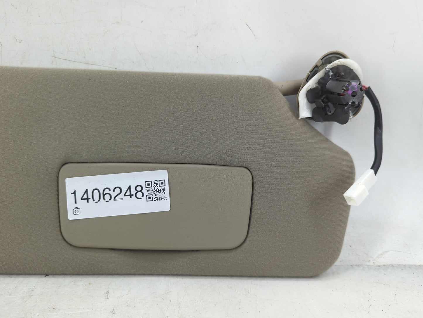 2011-2014 Toyota Sienna Sun Visor Shade Replacement Passenger Right Mirror Fits Fits 2011 2012 2013 2014 OEM Used Auto Parts