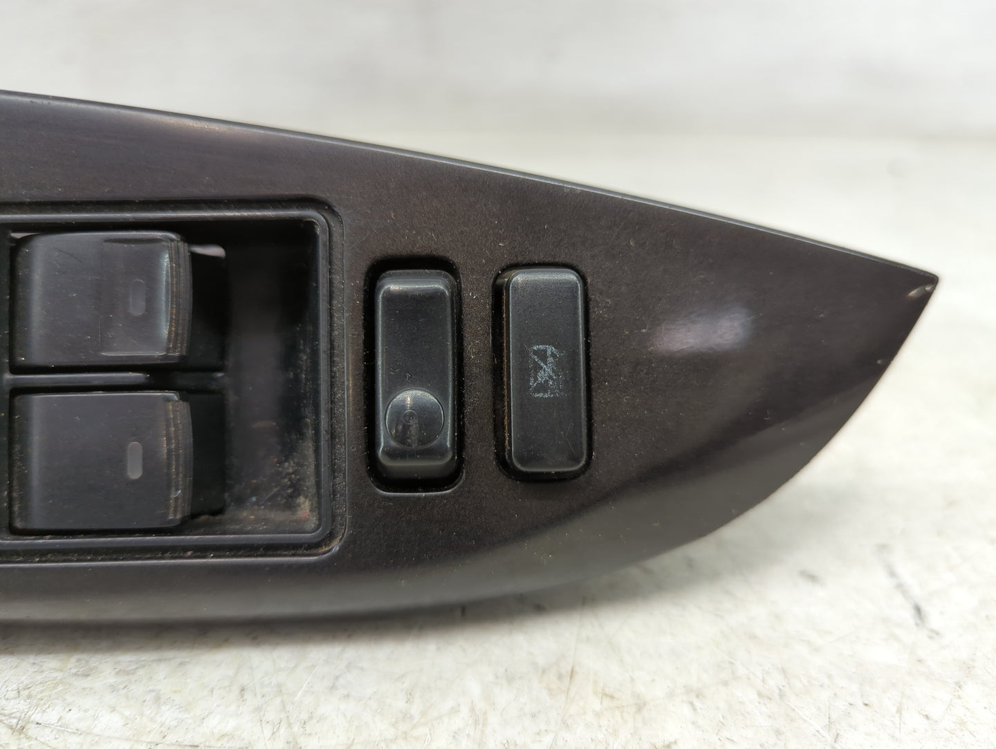 2011-2014 Toyota Sienna Master Power Window Switch Replacement Driver Side Left P/N:74240-08010 Fits OEM Used Auto Parts - O