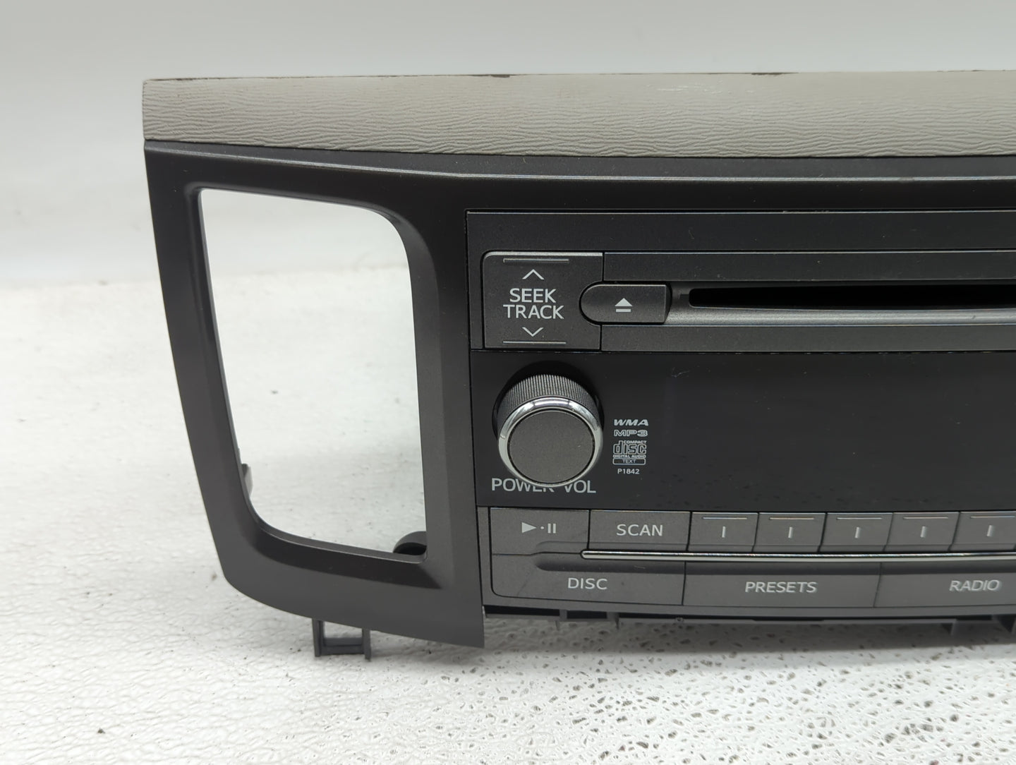 2011-2014 Toyota Sienna Radio AM FM Cd Player Receiver Replacement P/N:86120-08270 Fits Fits 2011 2012 2013 2014 OEM Used Au