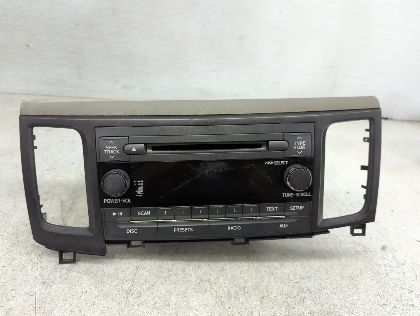 2011-2014 Toyota Sienna Radio AM FM Cd Player Receiver Replacement P/N:86120-08270 Fits Fits 2011 2012 2013 2014 OEM Used Au