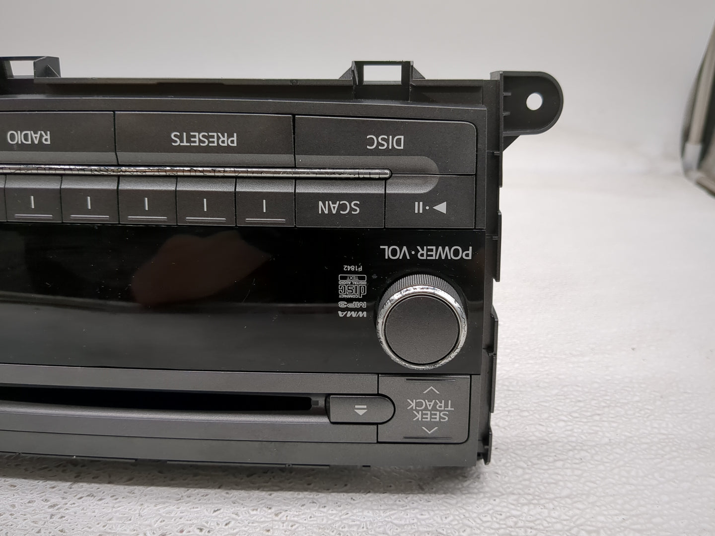 2011-2014 Toyota Sienna Radio AM FM Cd Player Receiver Replacement P/N:86120-08270 Fits Fits 2011 2012 2013 2014 OEM Used Au