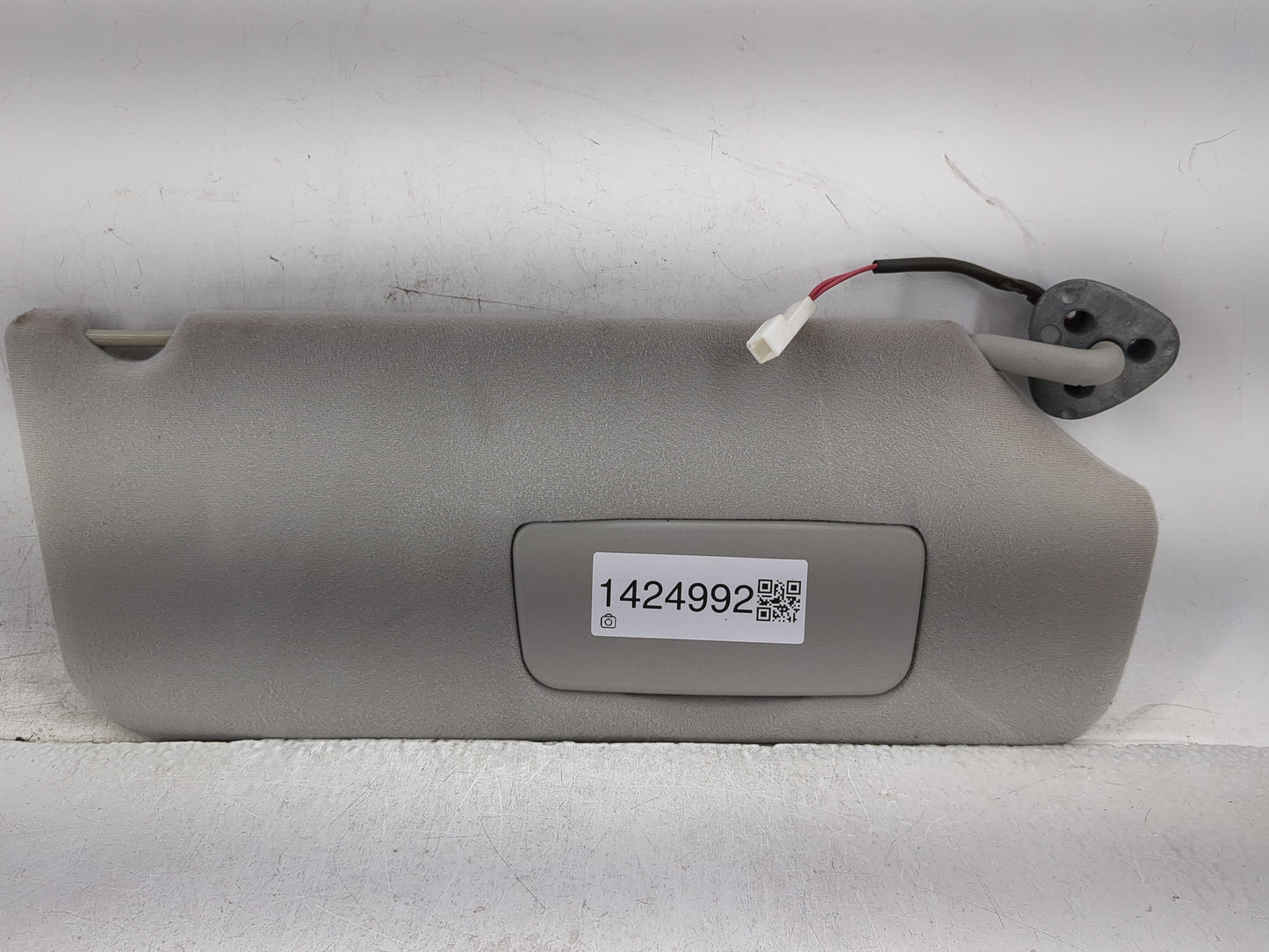 2011-2014 Toyota Sienna Sun Visor Shade Replacement Passenger Right Mirror Fits Fits 2011 2012 2013 2014 OEM Used Auto Parts